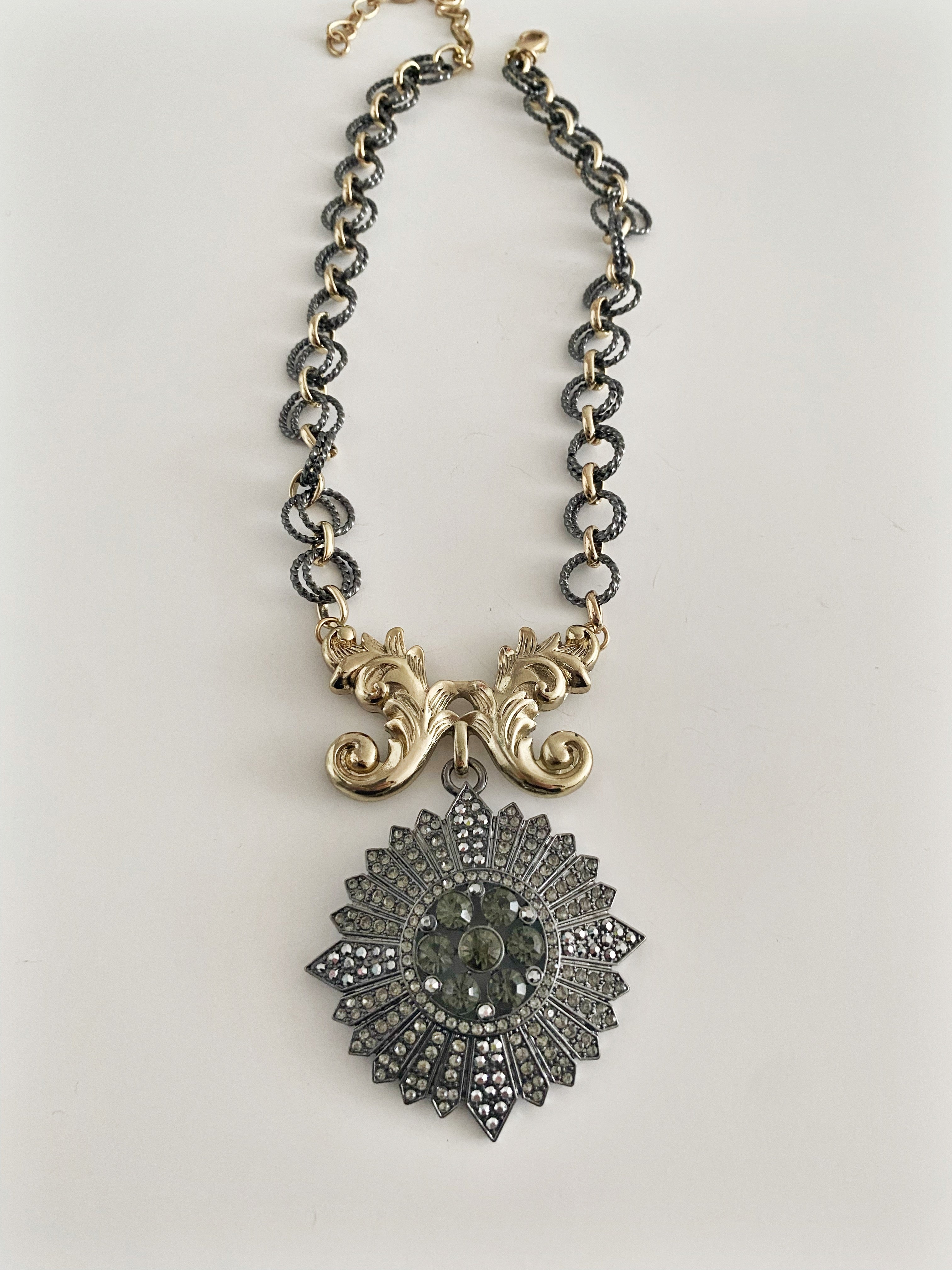 Collier vintage NO.11