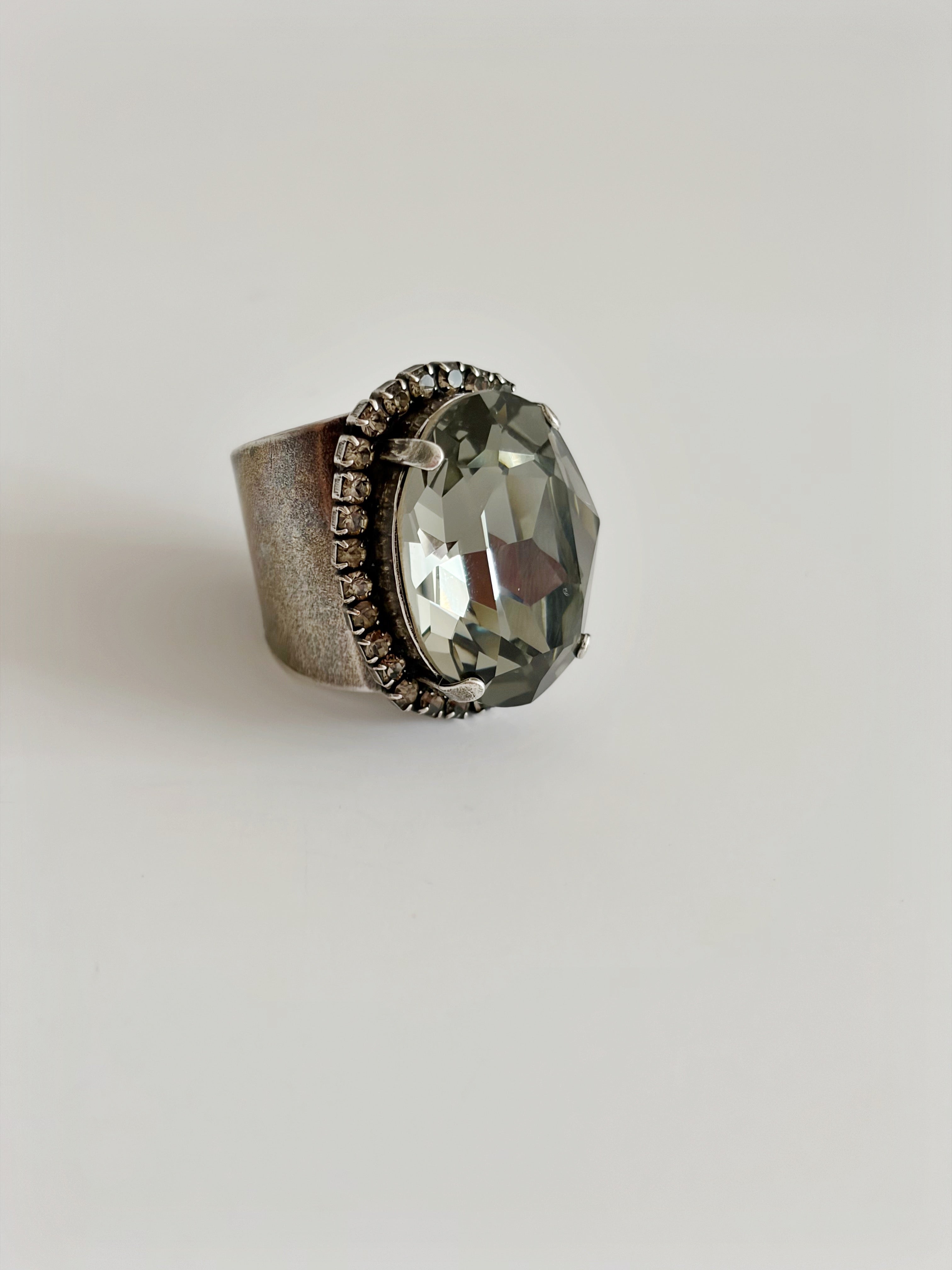 Bague cocktail Giana black diamond ✨\ prix spécial ❤️