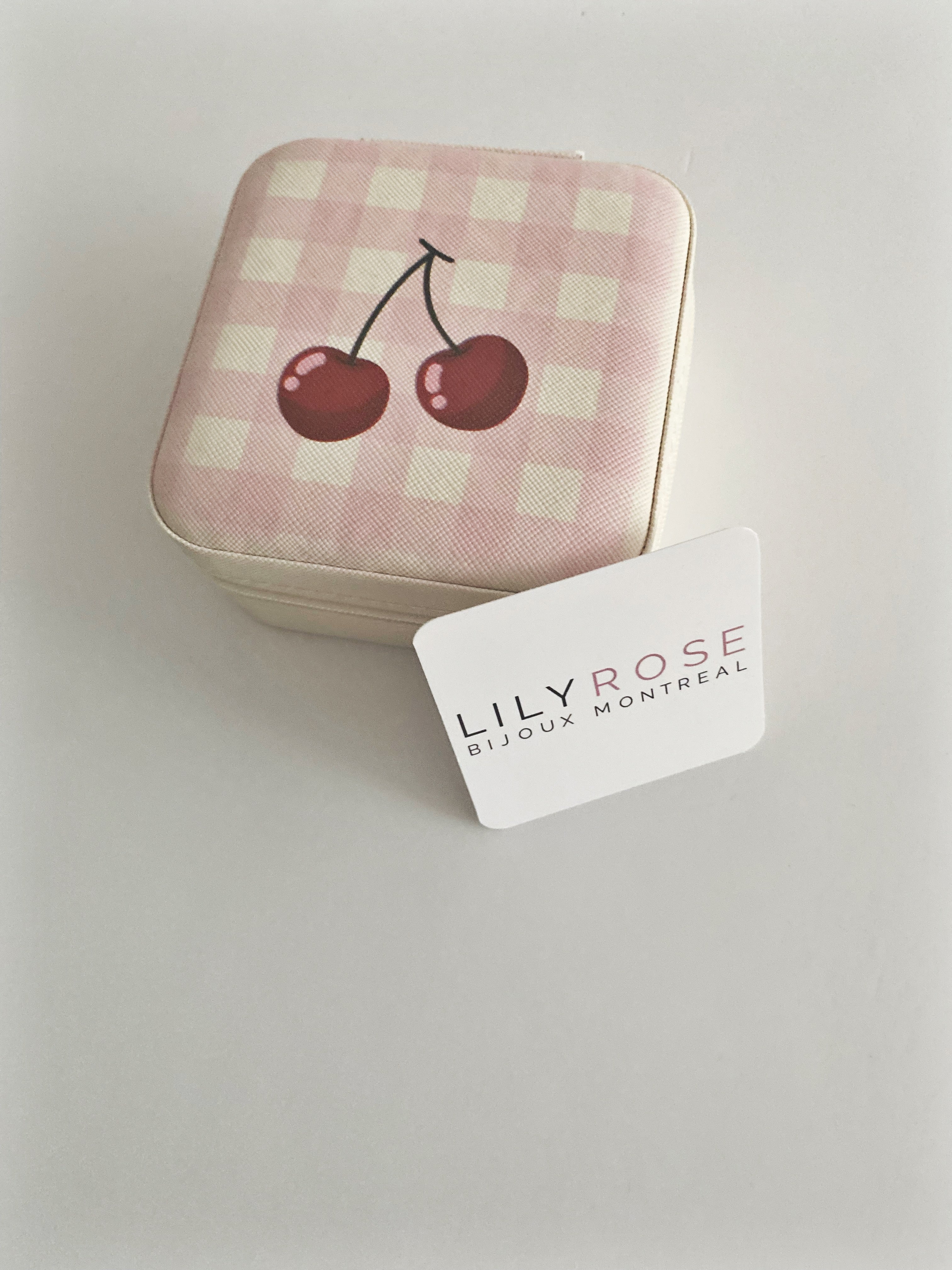 Boite Cherry Blossom🍒\ prix spécial