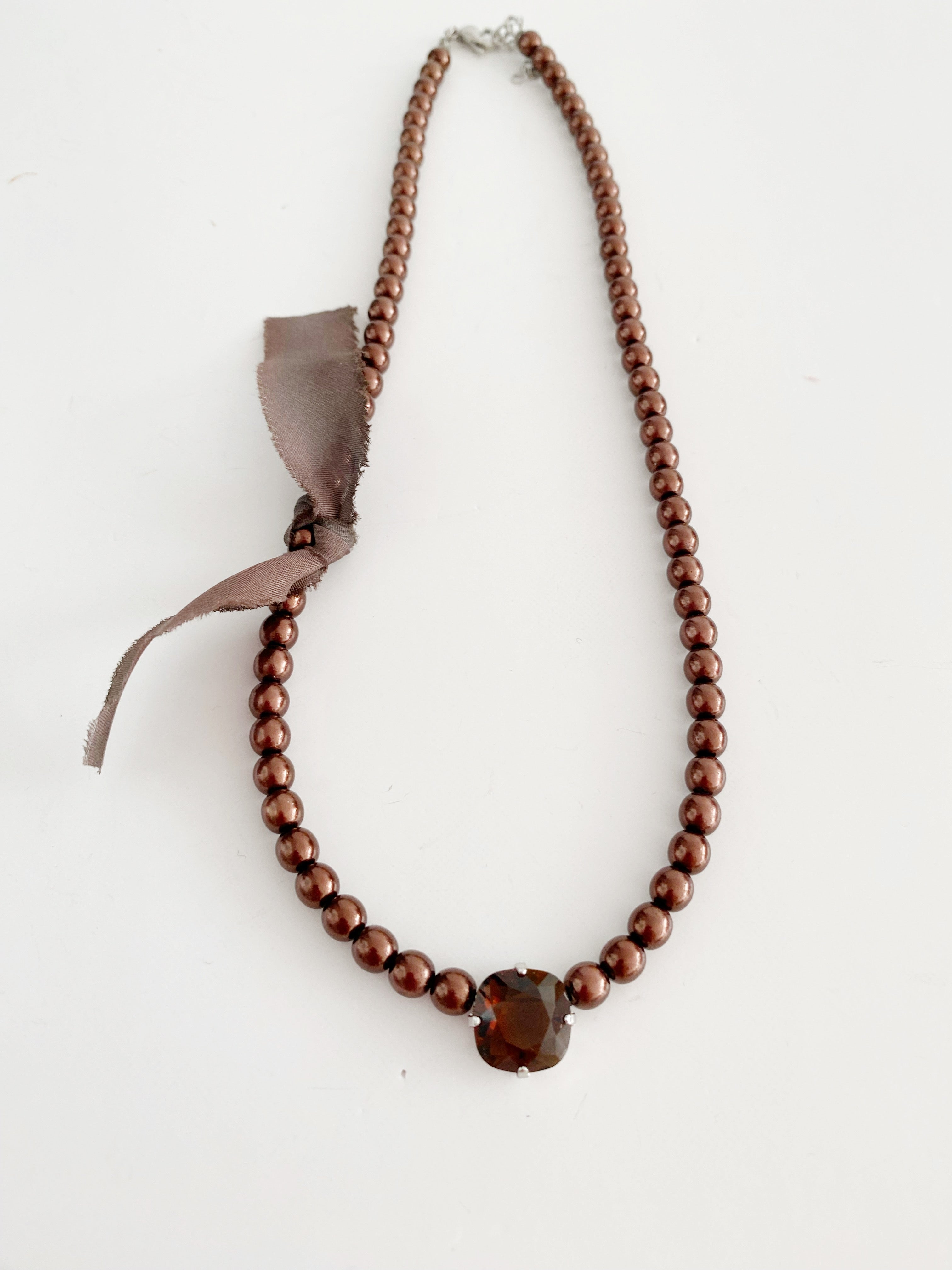 Collier India mocha