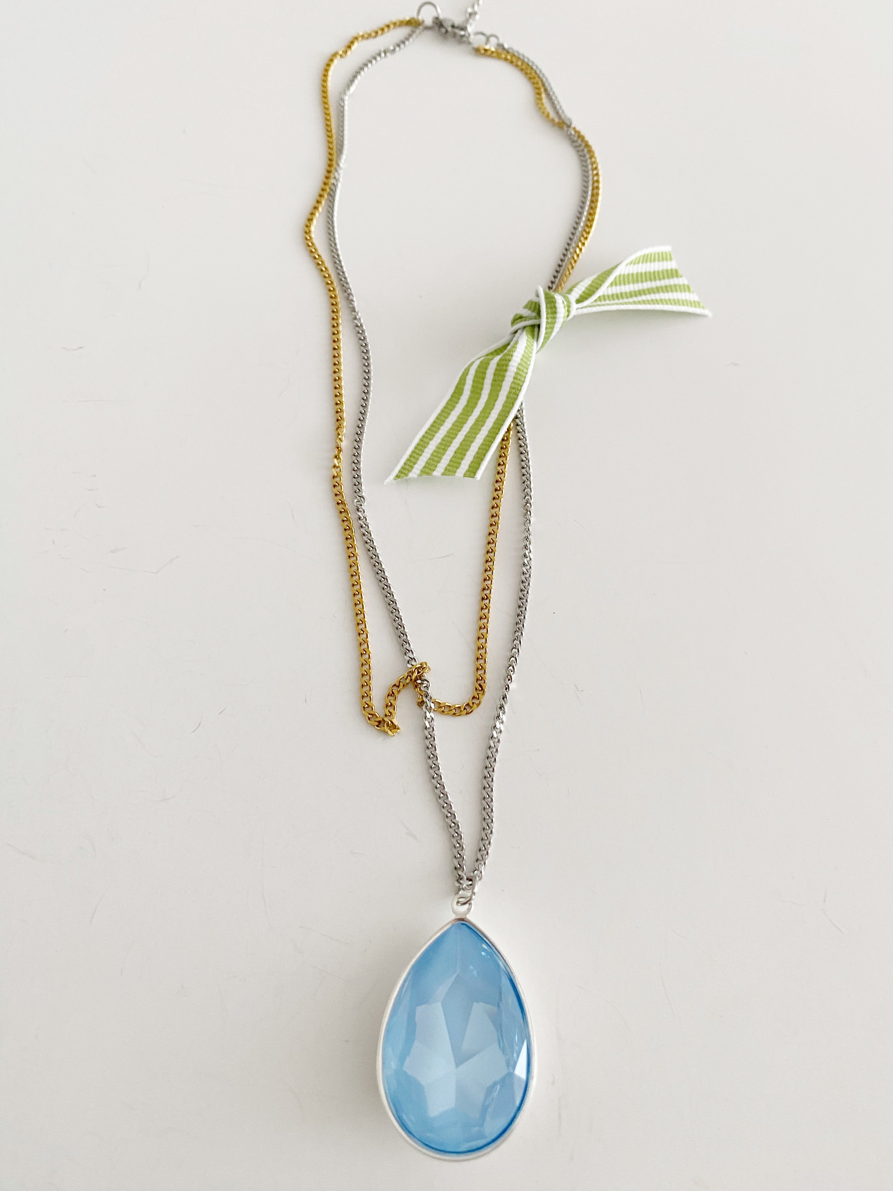 Collier pretty in Blue \ prix spĂ©cial đ©”