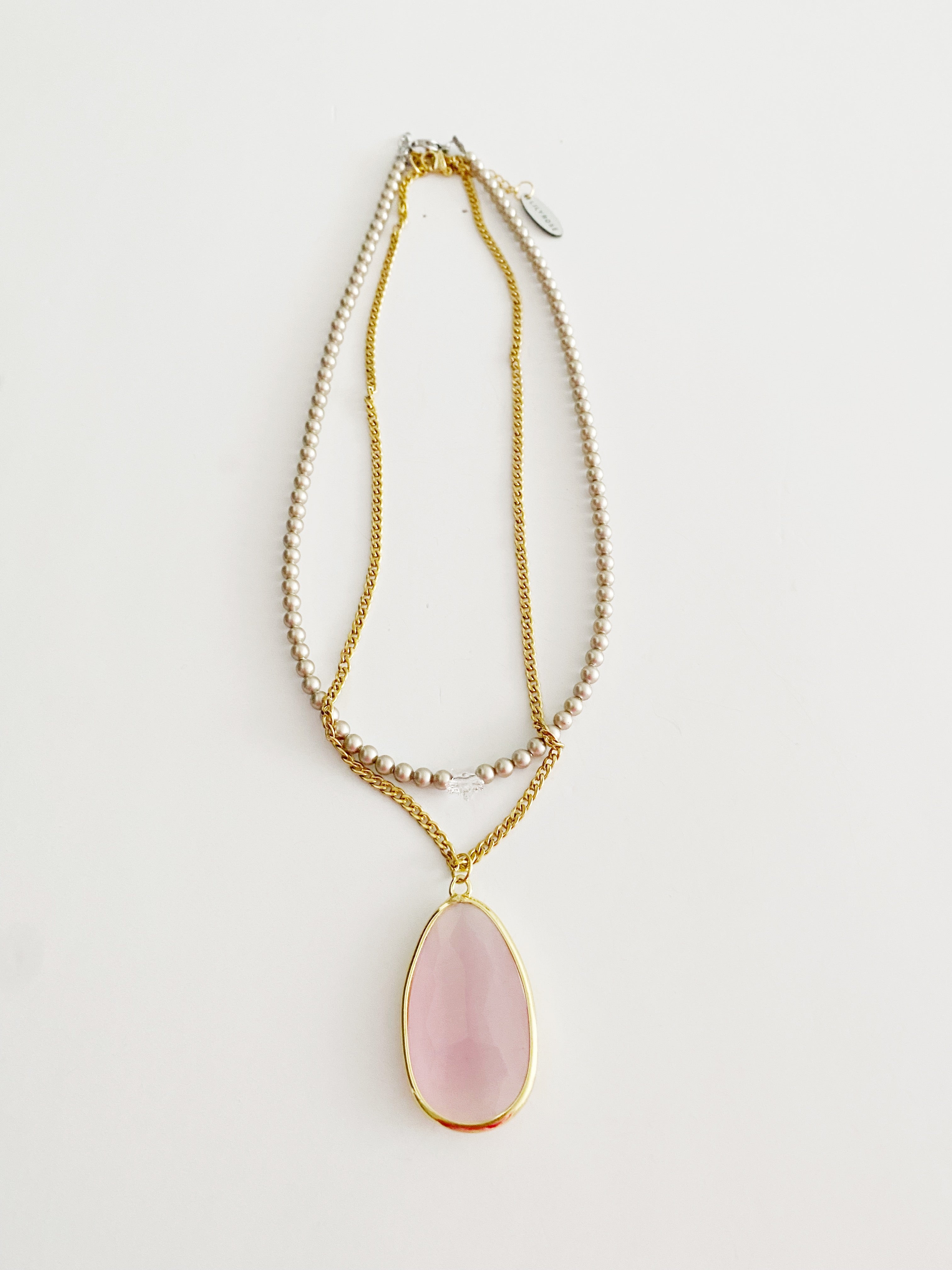 Ensemble deux colliers Magie roseđ