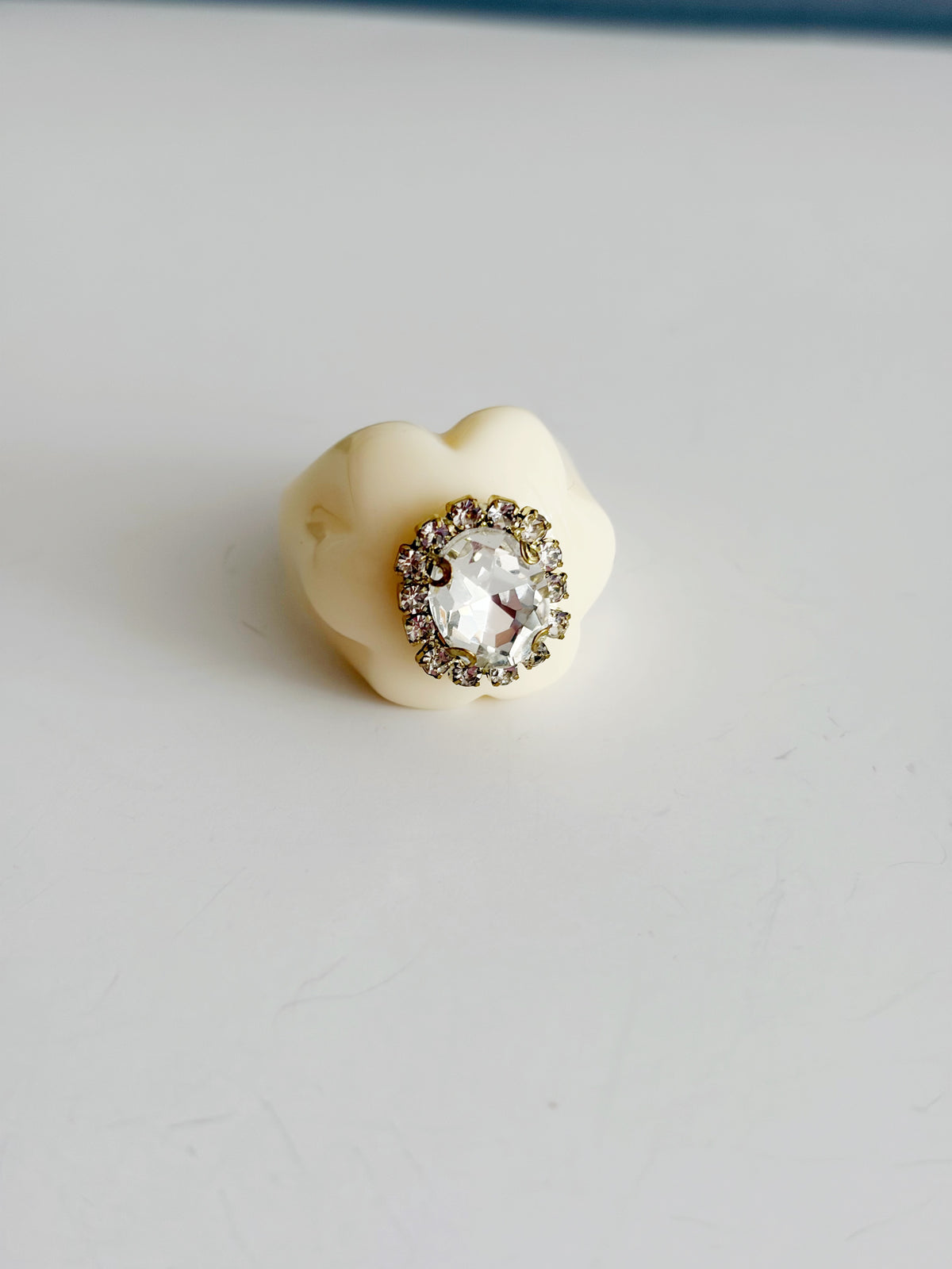 Bague Masquerade crème