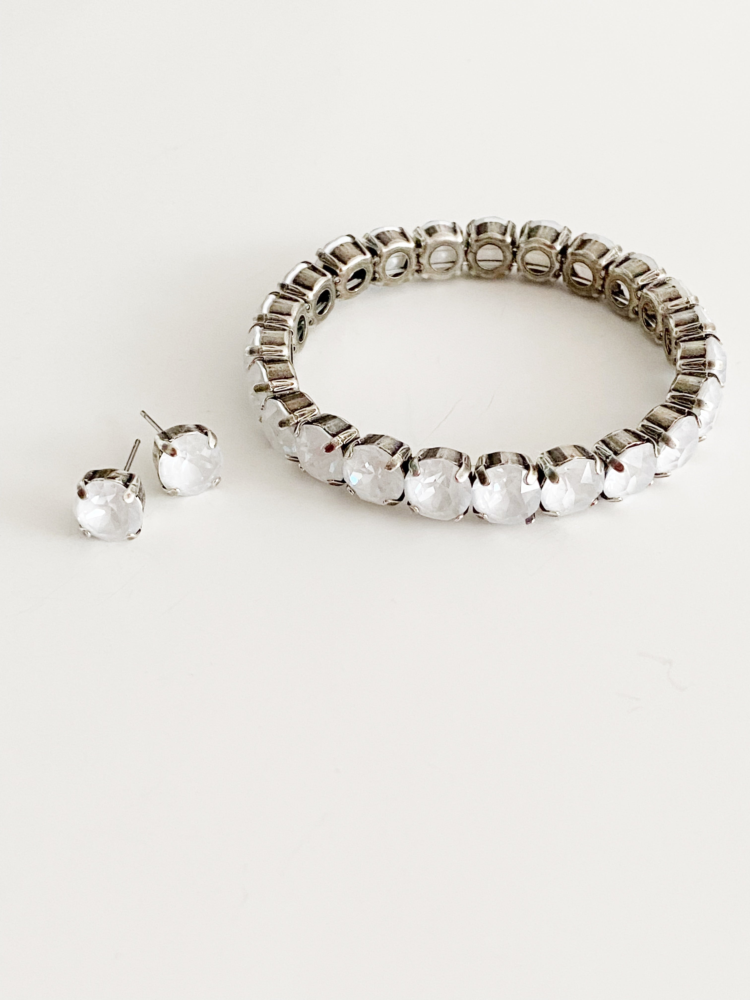 Bracelet Ă©lastique electric white + boucles d'oreilles assorties en đ!đââŹ