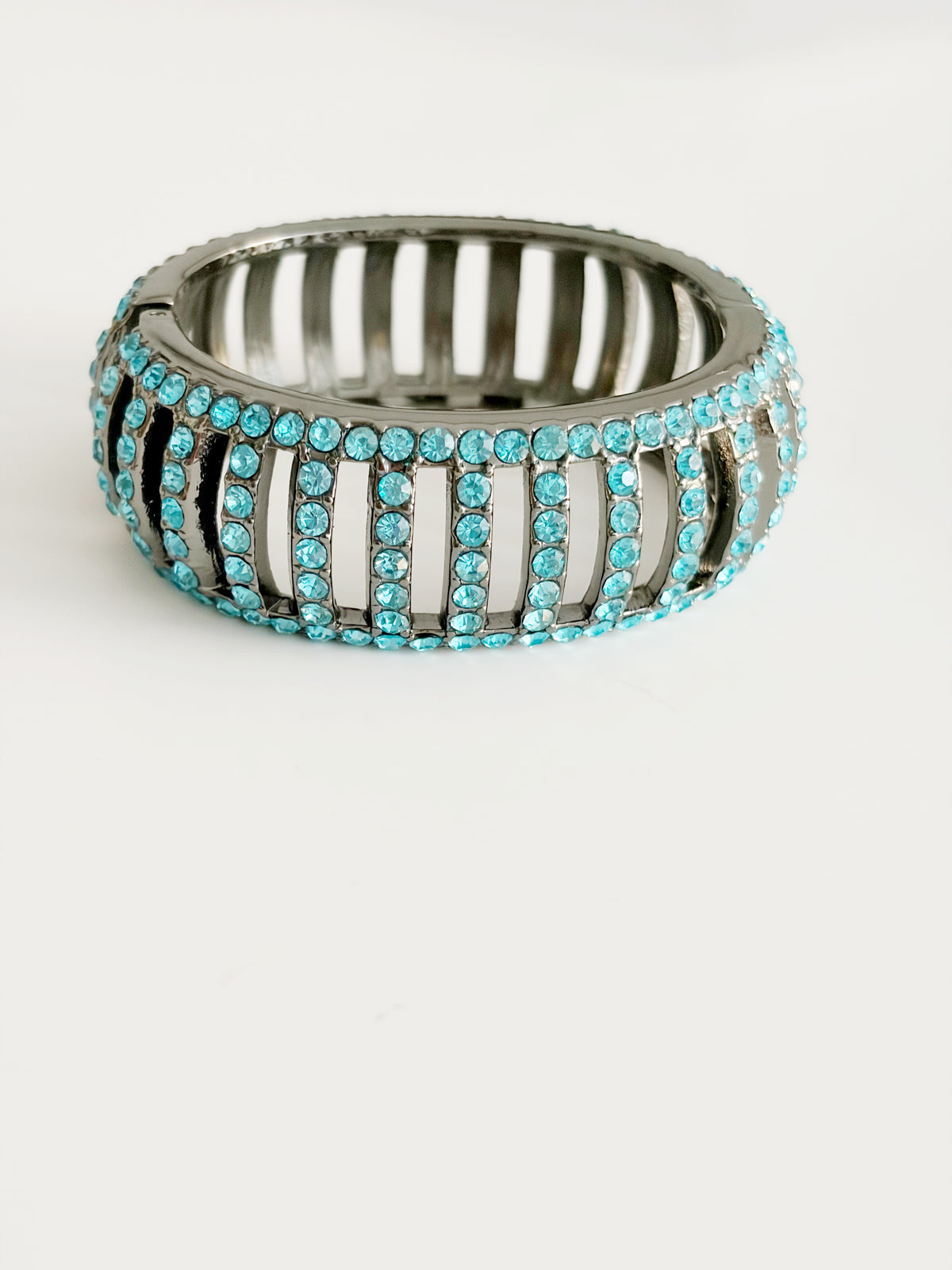 Bracelet vintage X Versailles NO 23