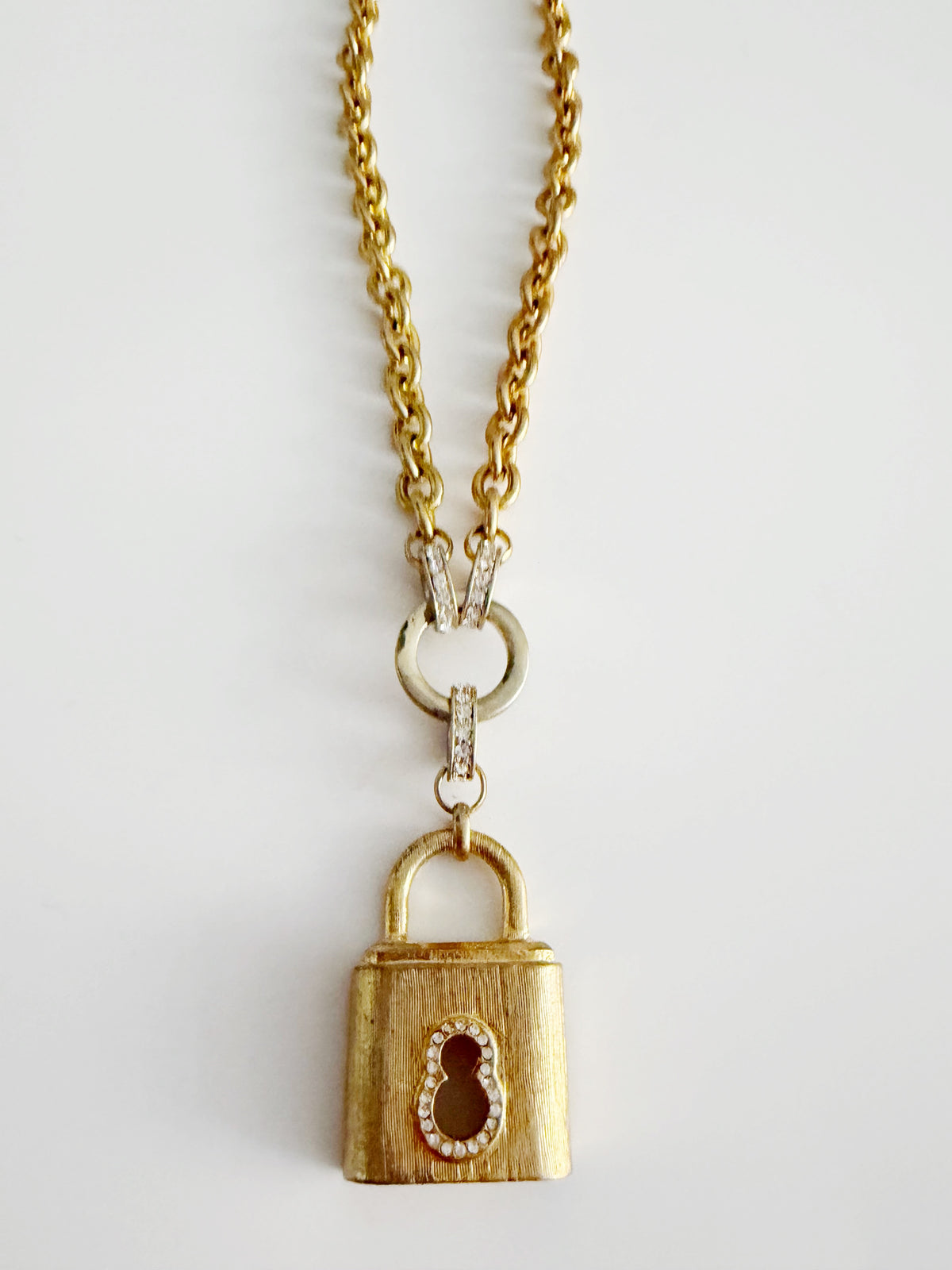 Collier vintage x Versailles NO 6