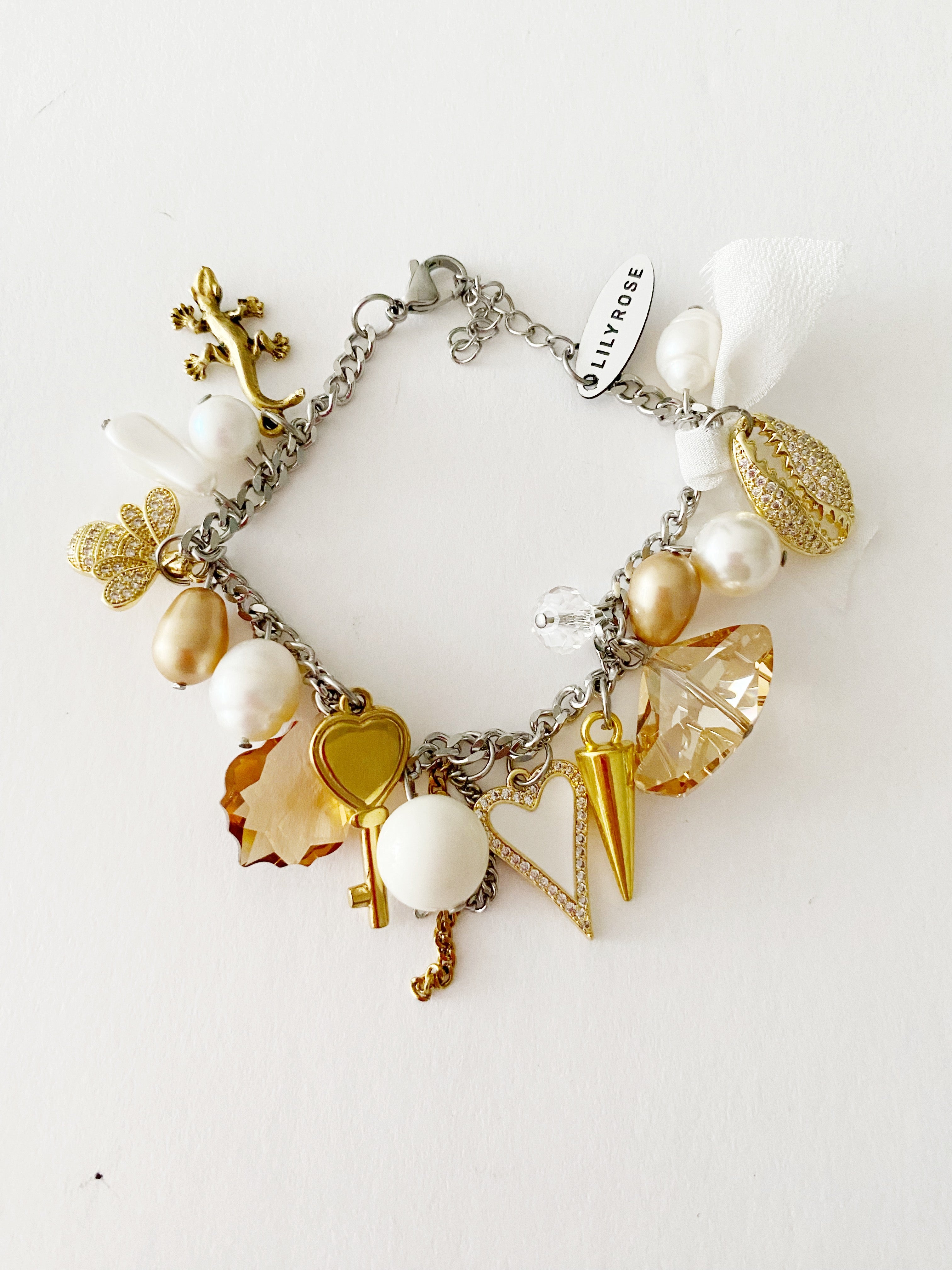 Bracelet White charms