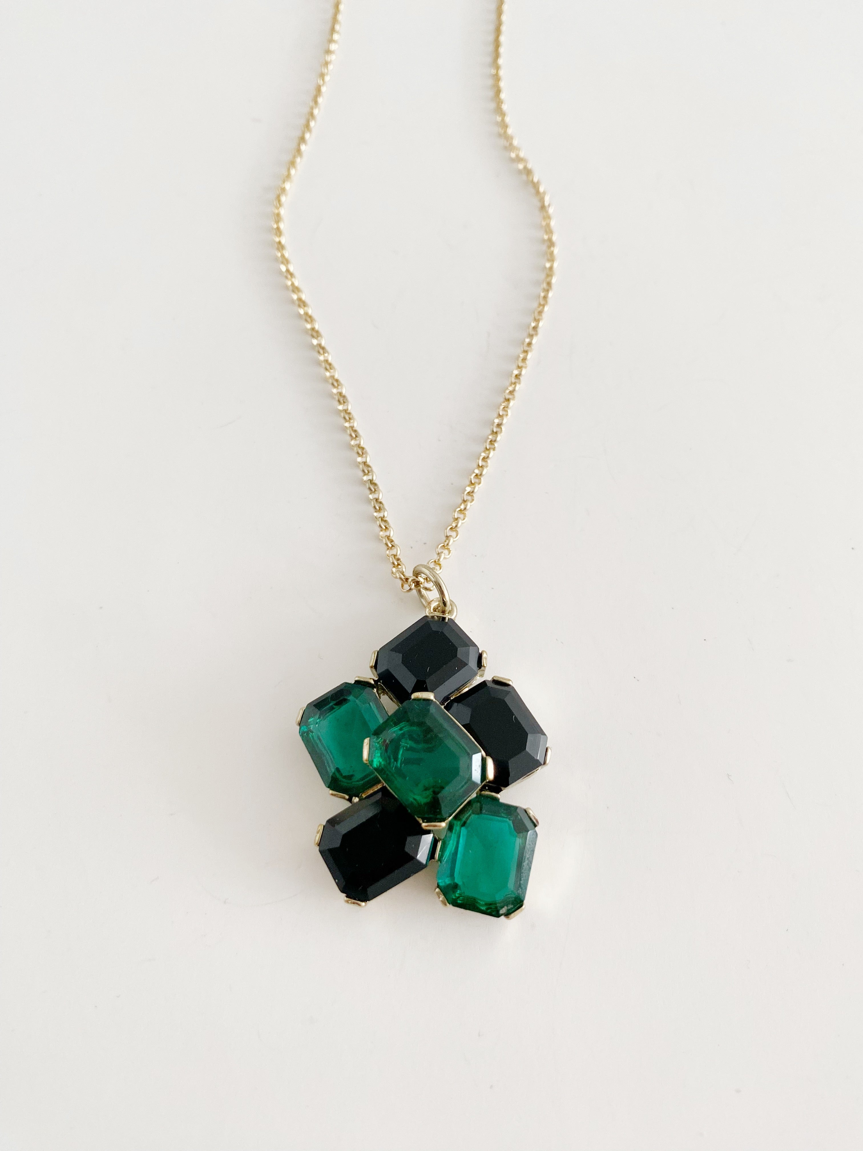 Collier vintage H-43