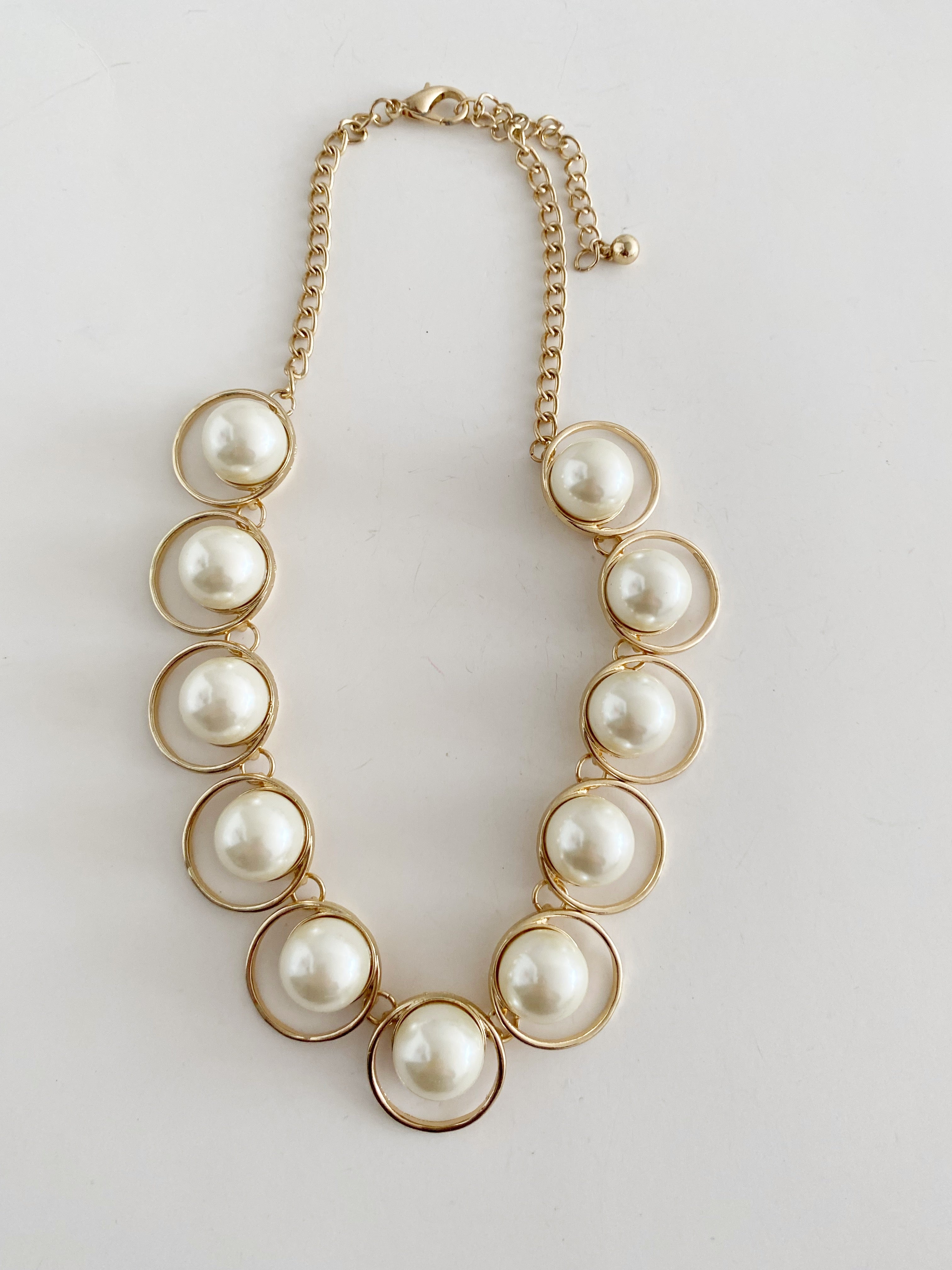 Collier vintage H-53