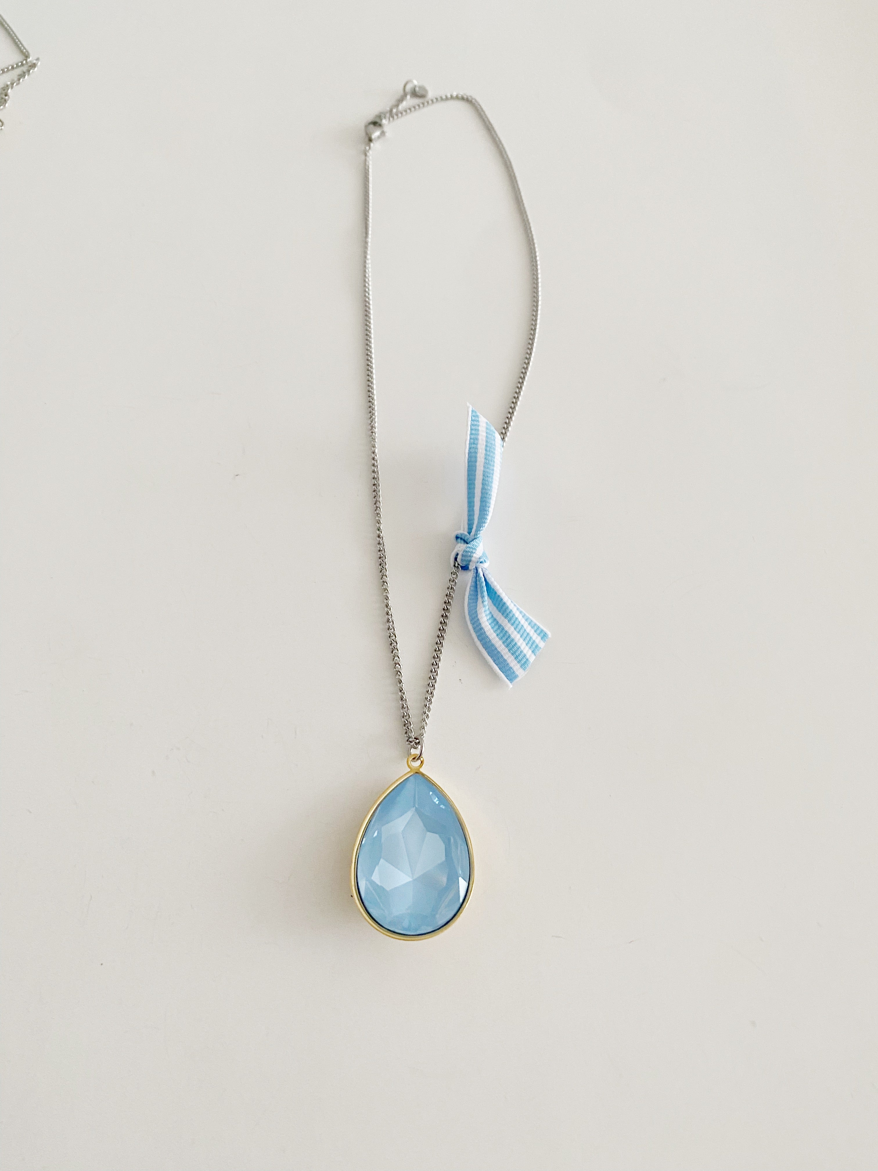 Collier pendentif Sky Blue \ prix spĂ©cial đ
