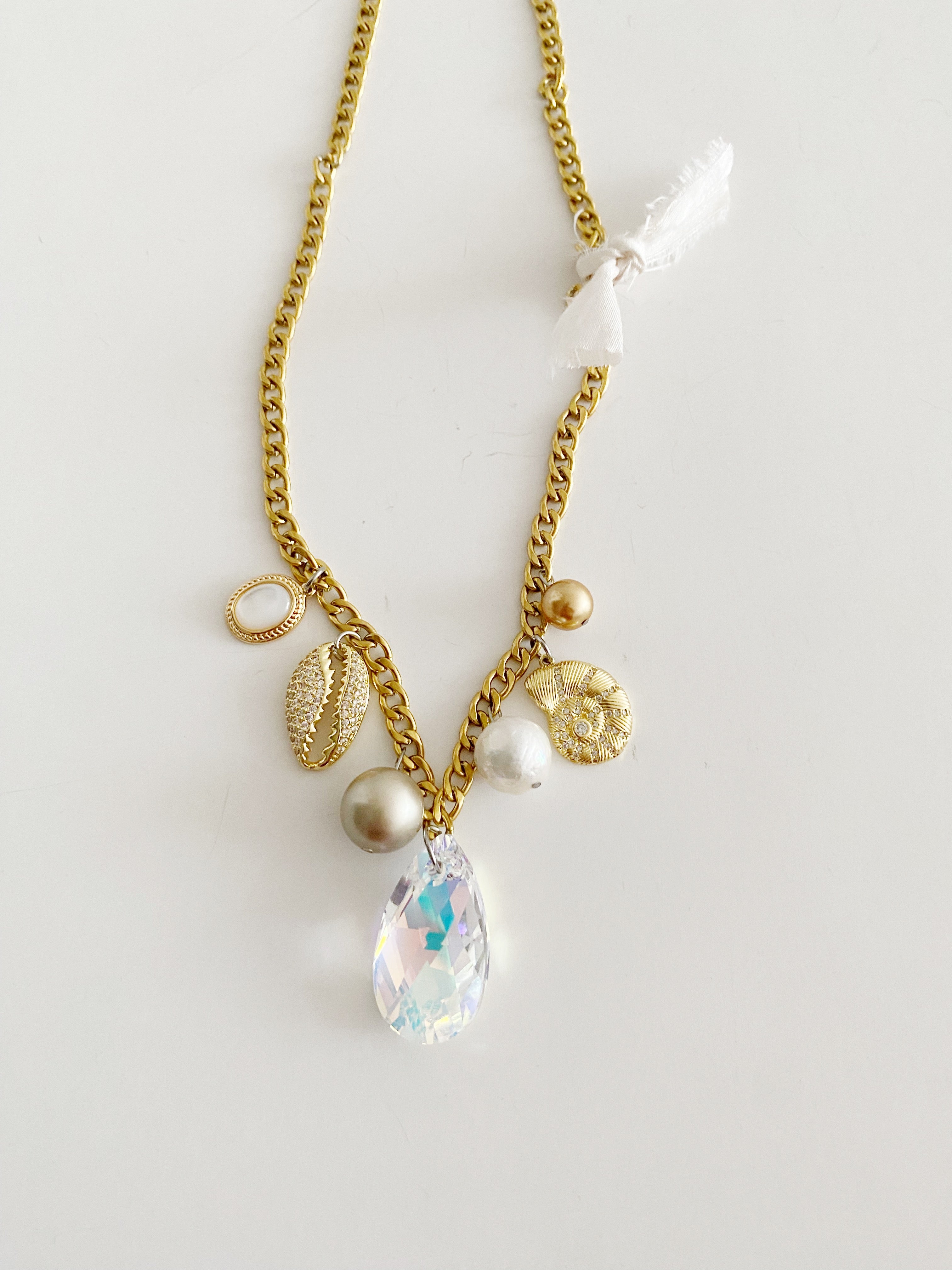 Collier Aspella blanc