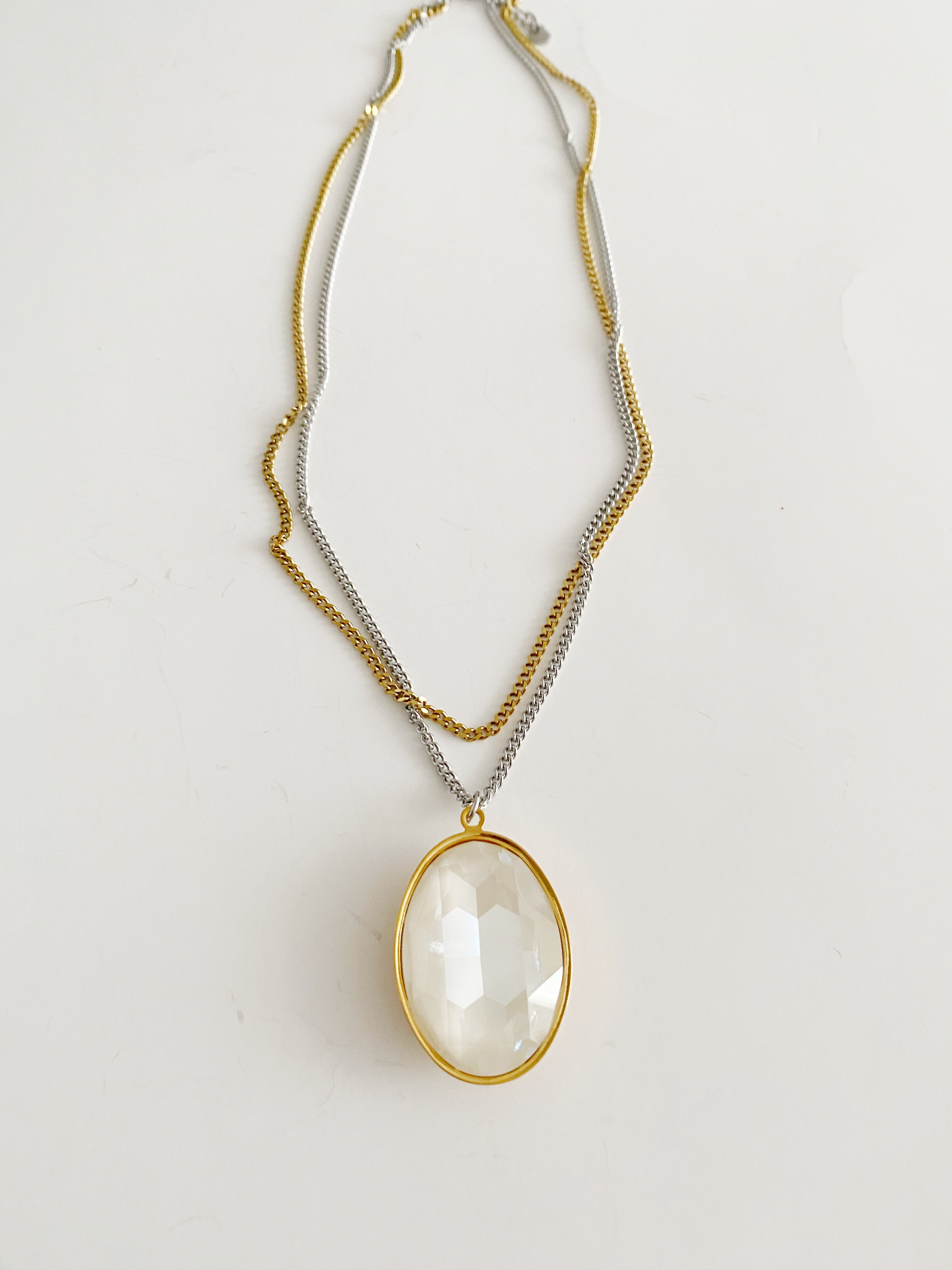 Collier pendentif Ivoryđđčâ€ïžâđ„