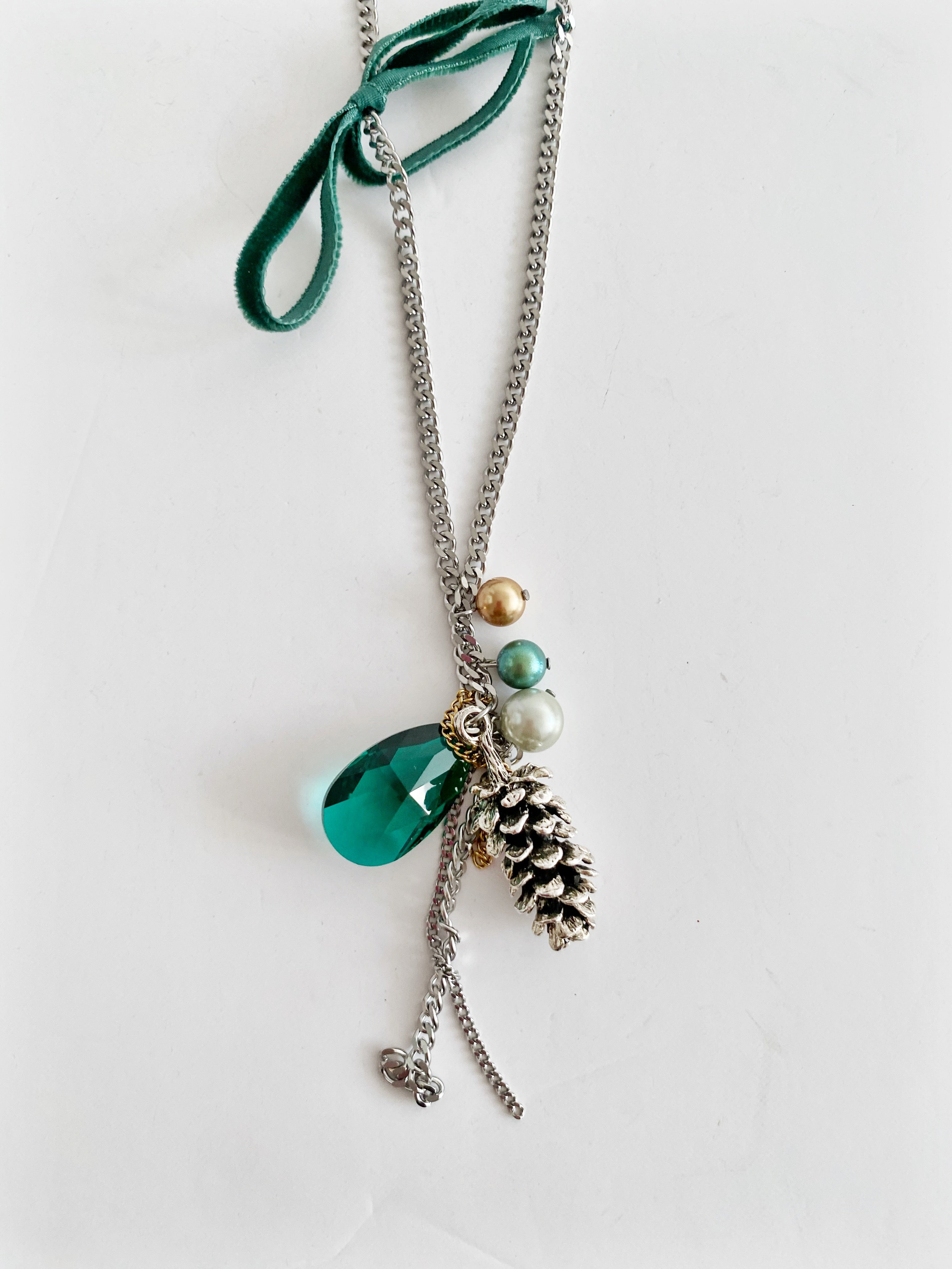 Long collier Pine crush đ