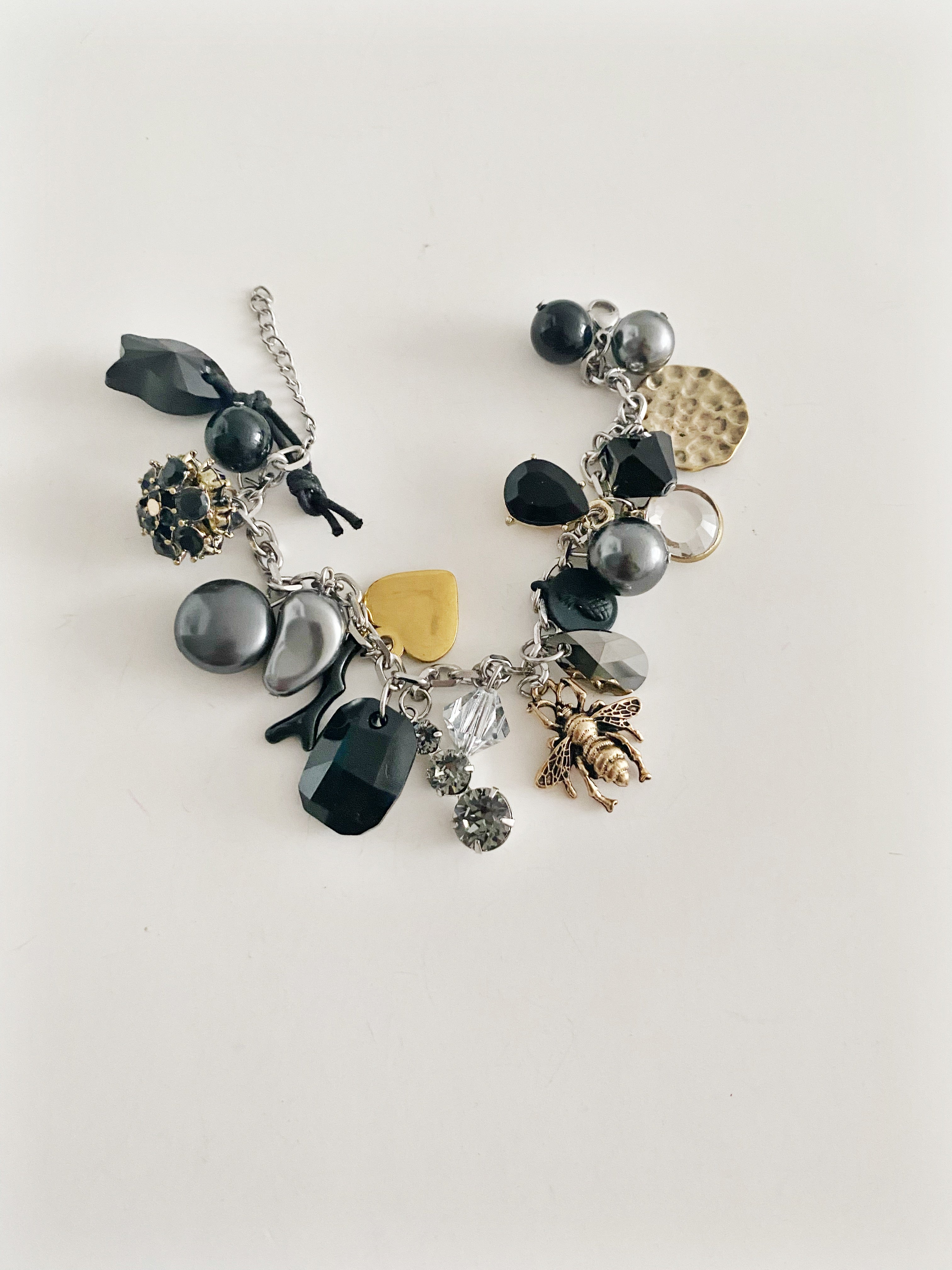 Bracelet breloques Romance noire