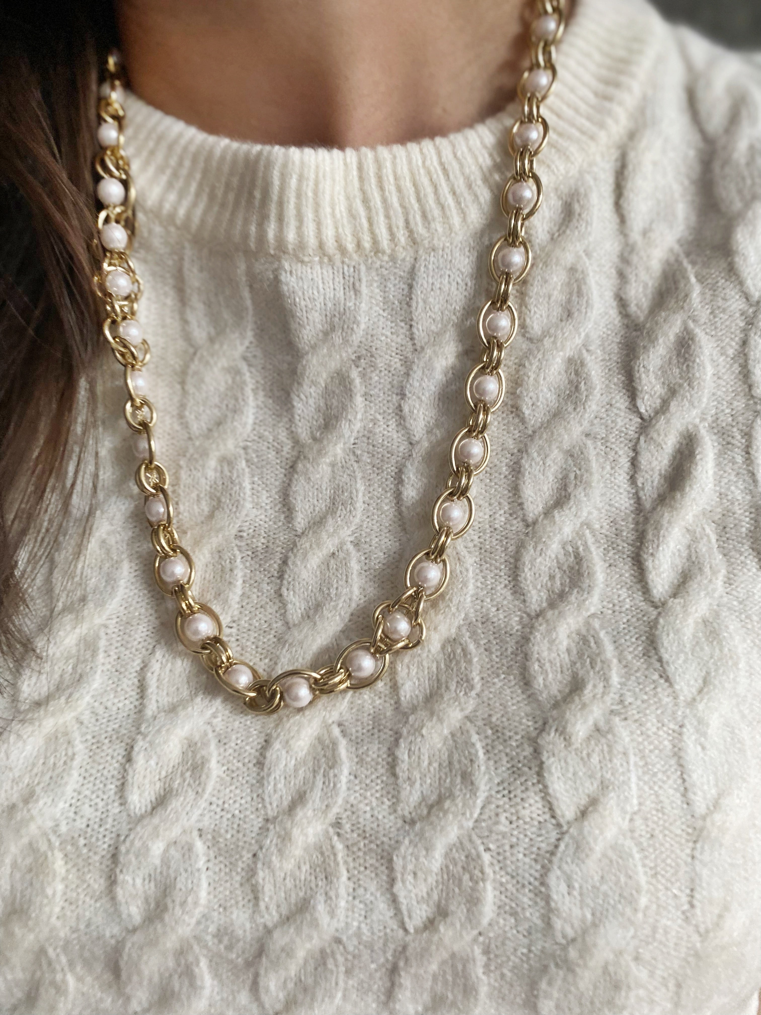 Collier vintage \ A-23