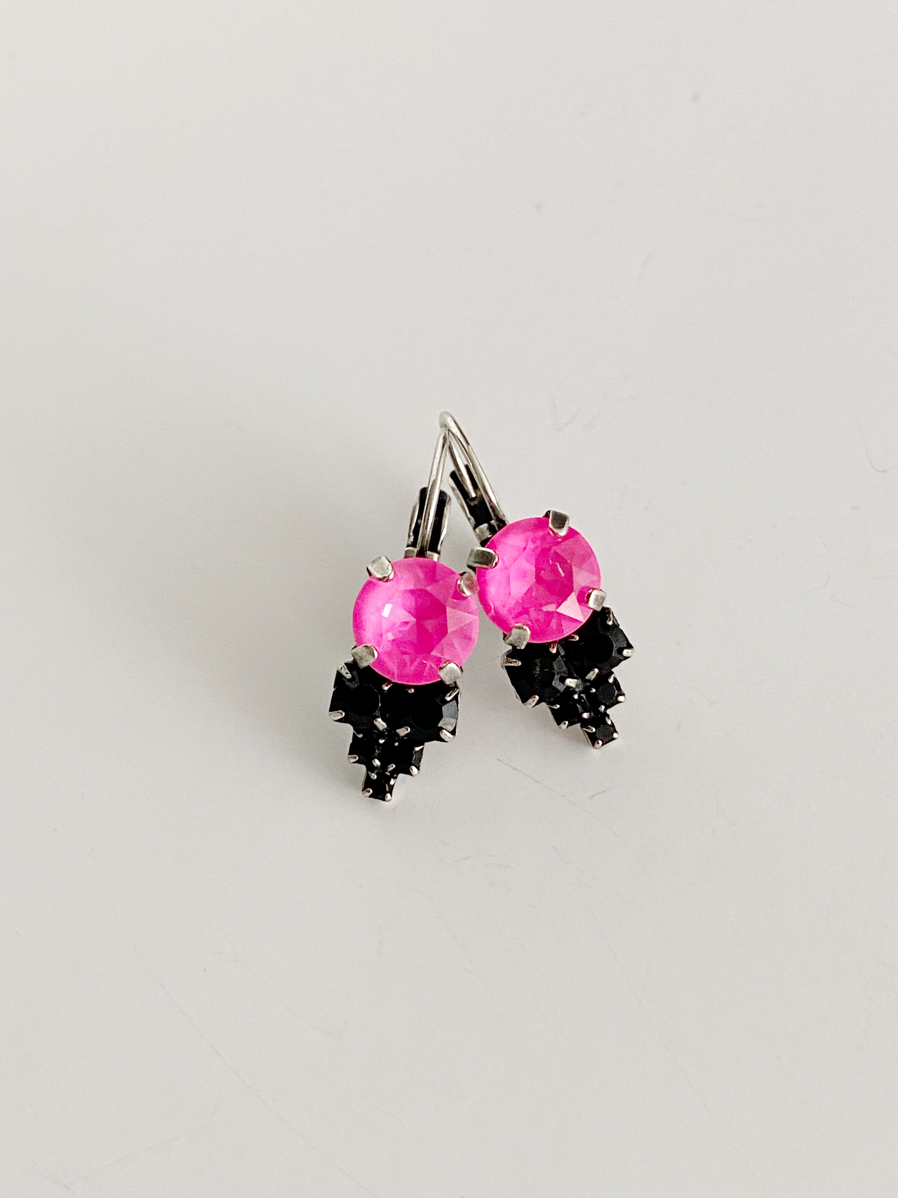 Boucles d'oreilles Milla Dark electric pink