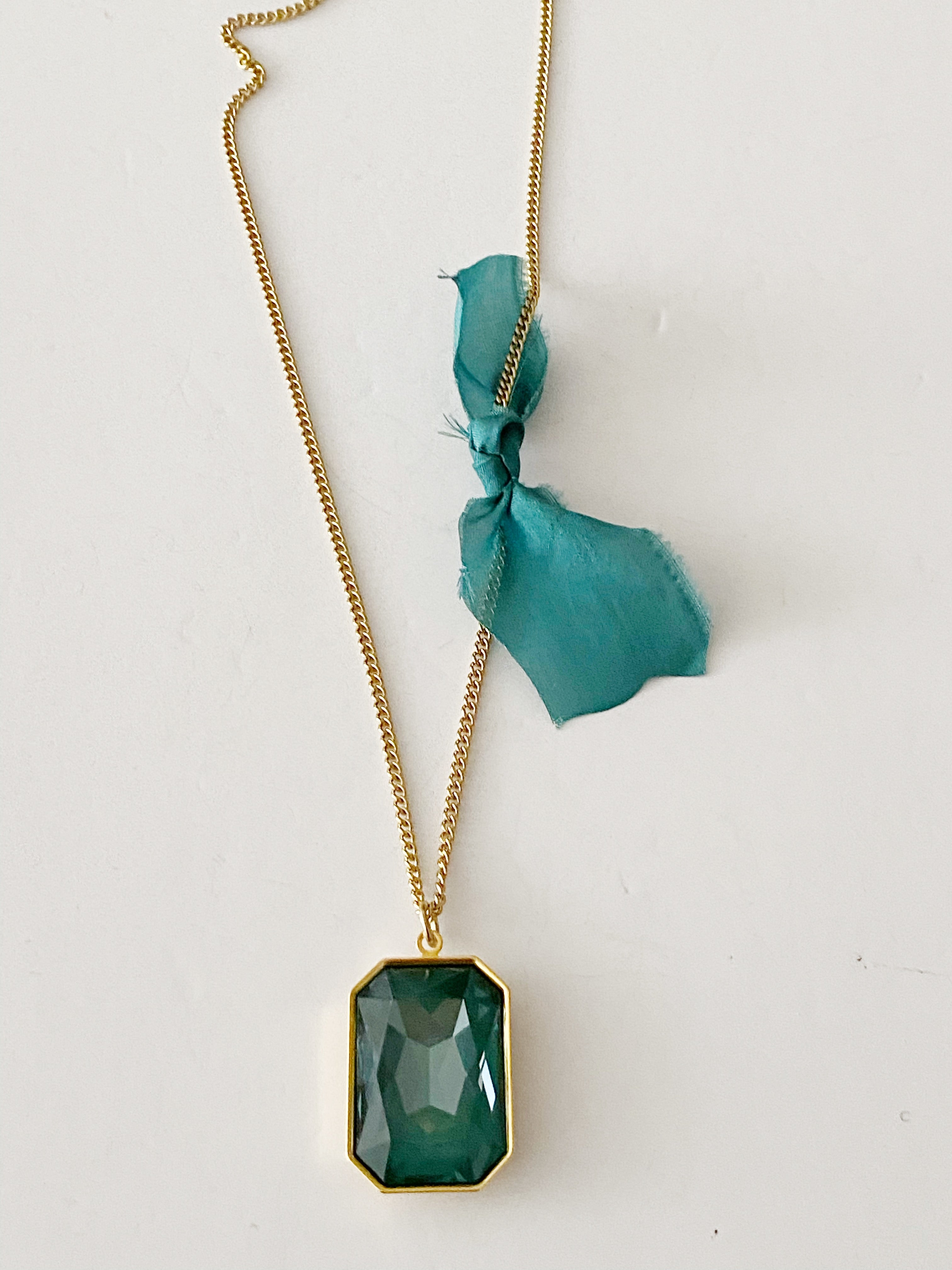 Collier Fay \ Pine green