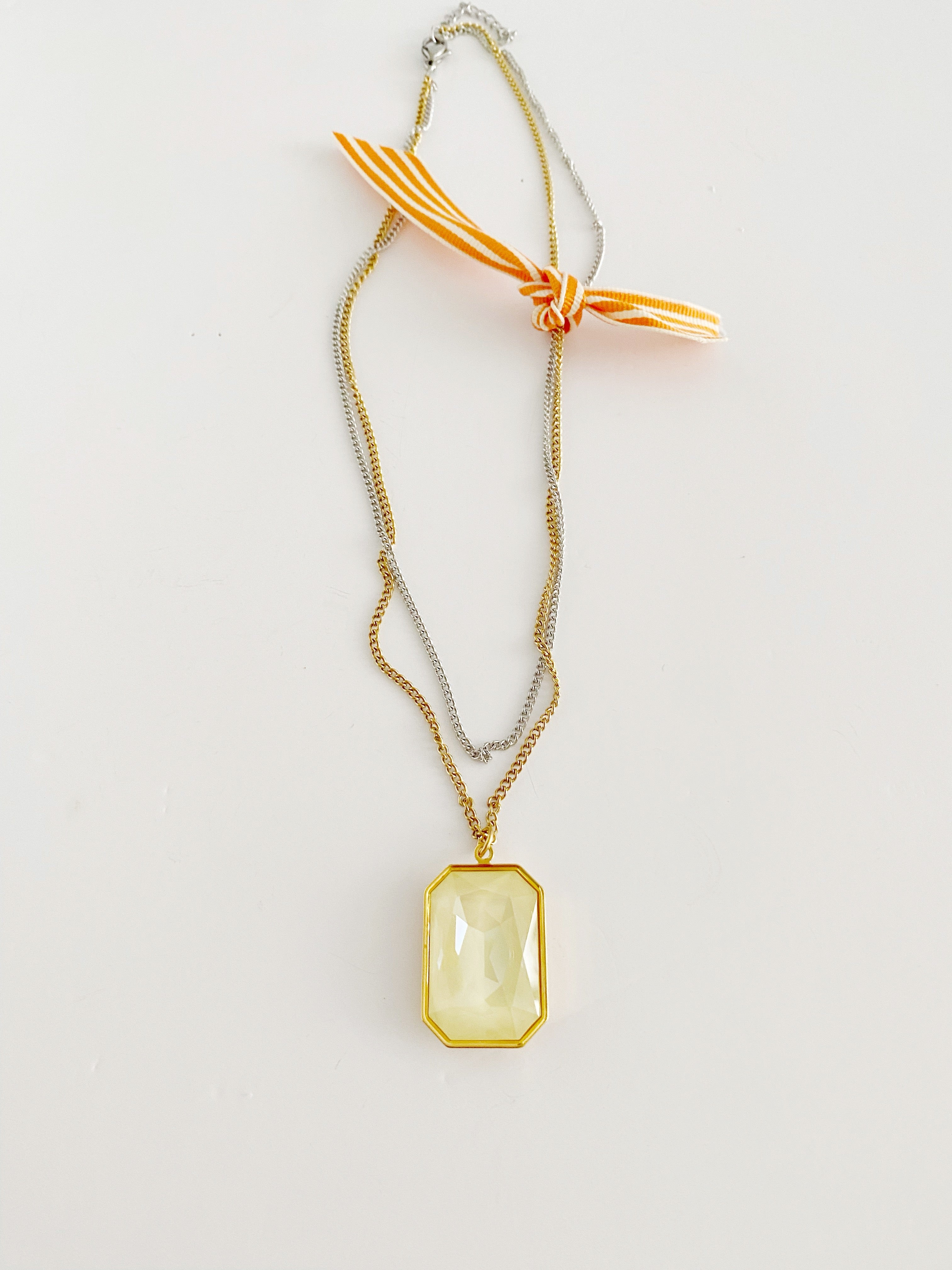 Collier Fay \mimosa crème
