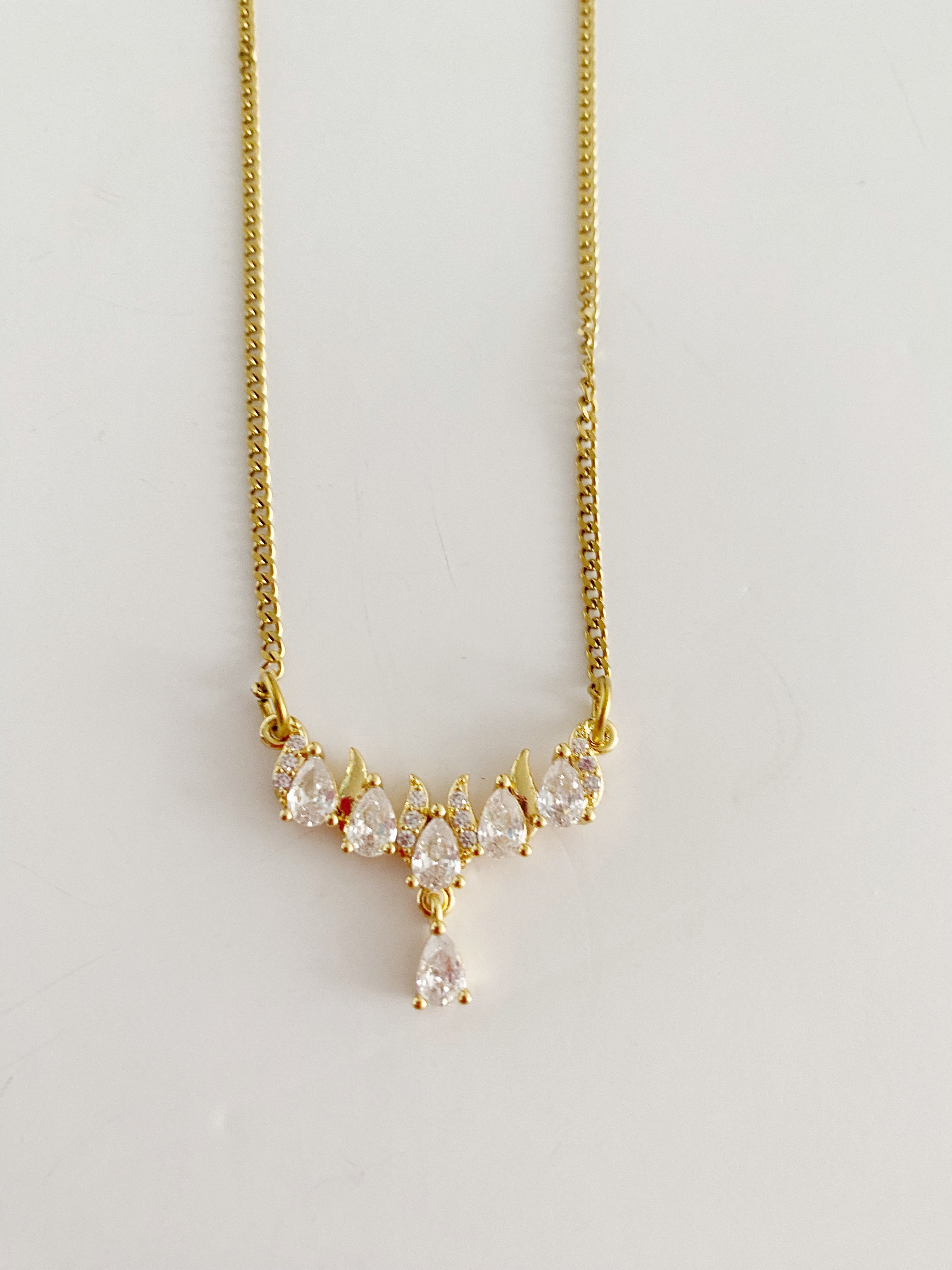 Collier Elyse