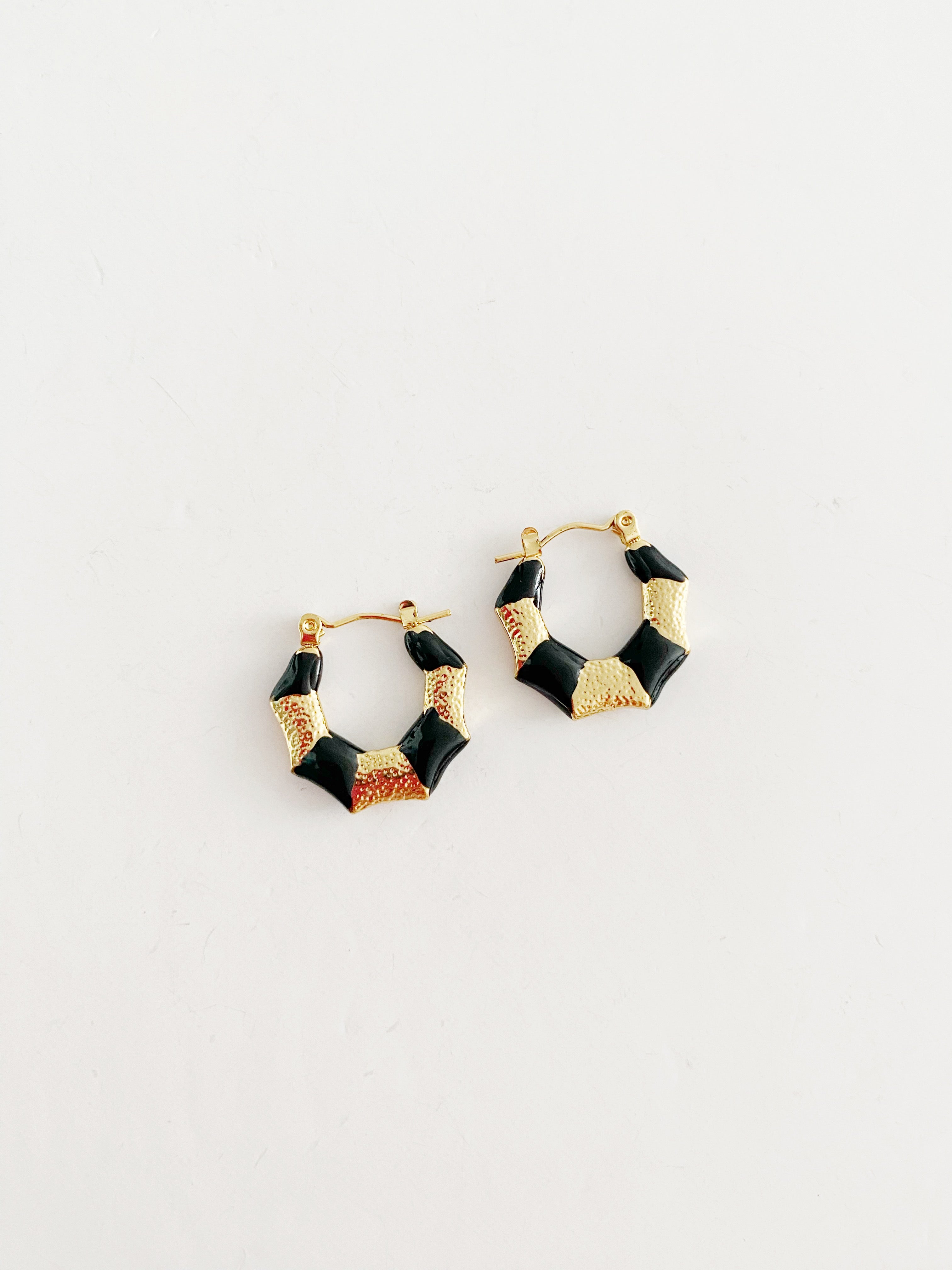 Boucles d'oreilles Soan \ rayures noires