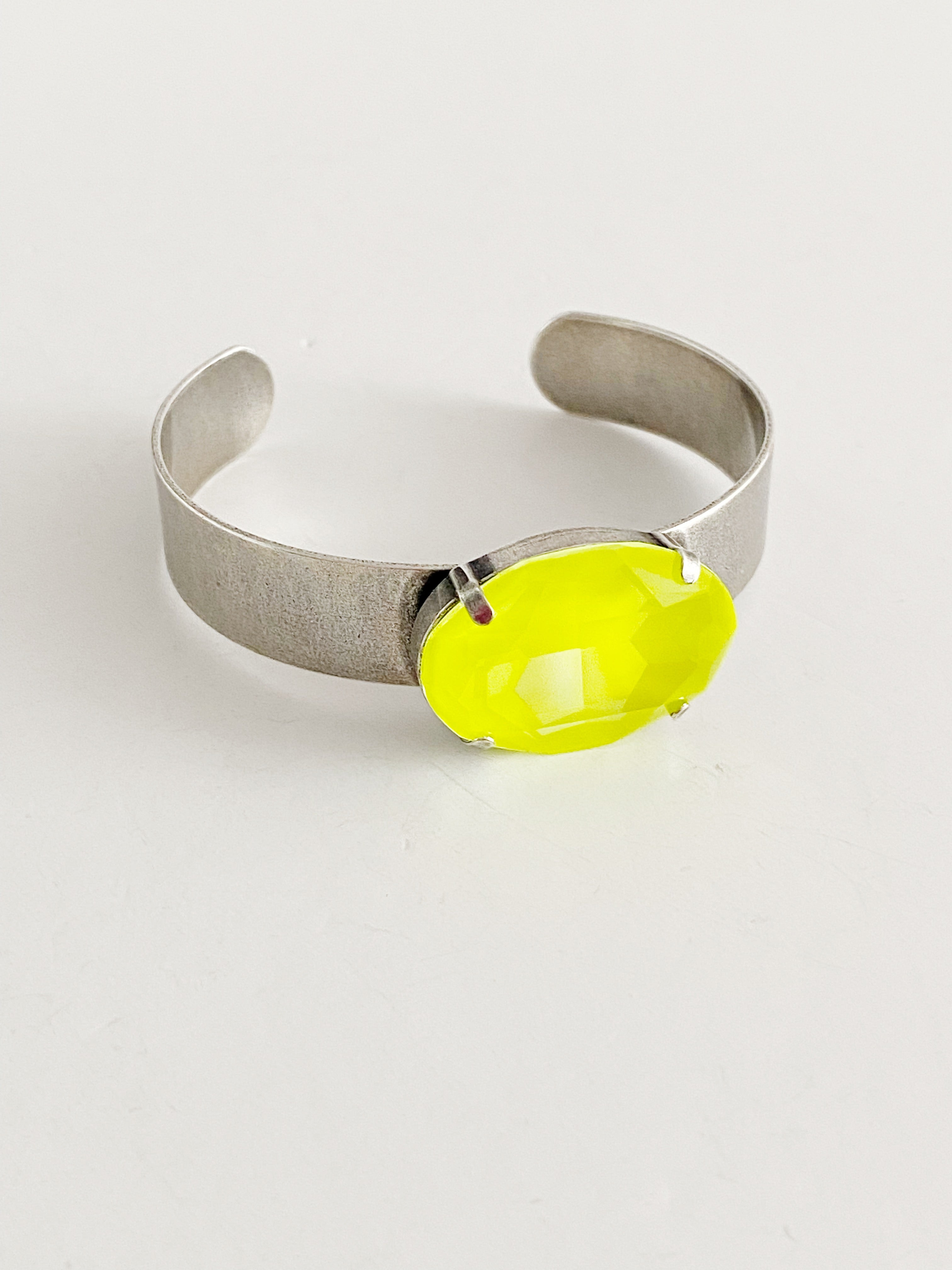 Bracelet style Cuff Nolia / NEON