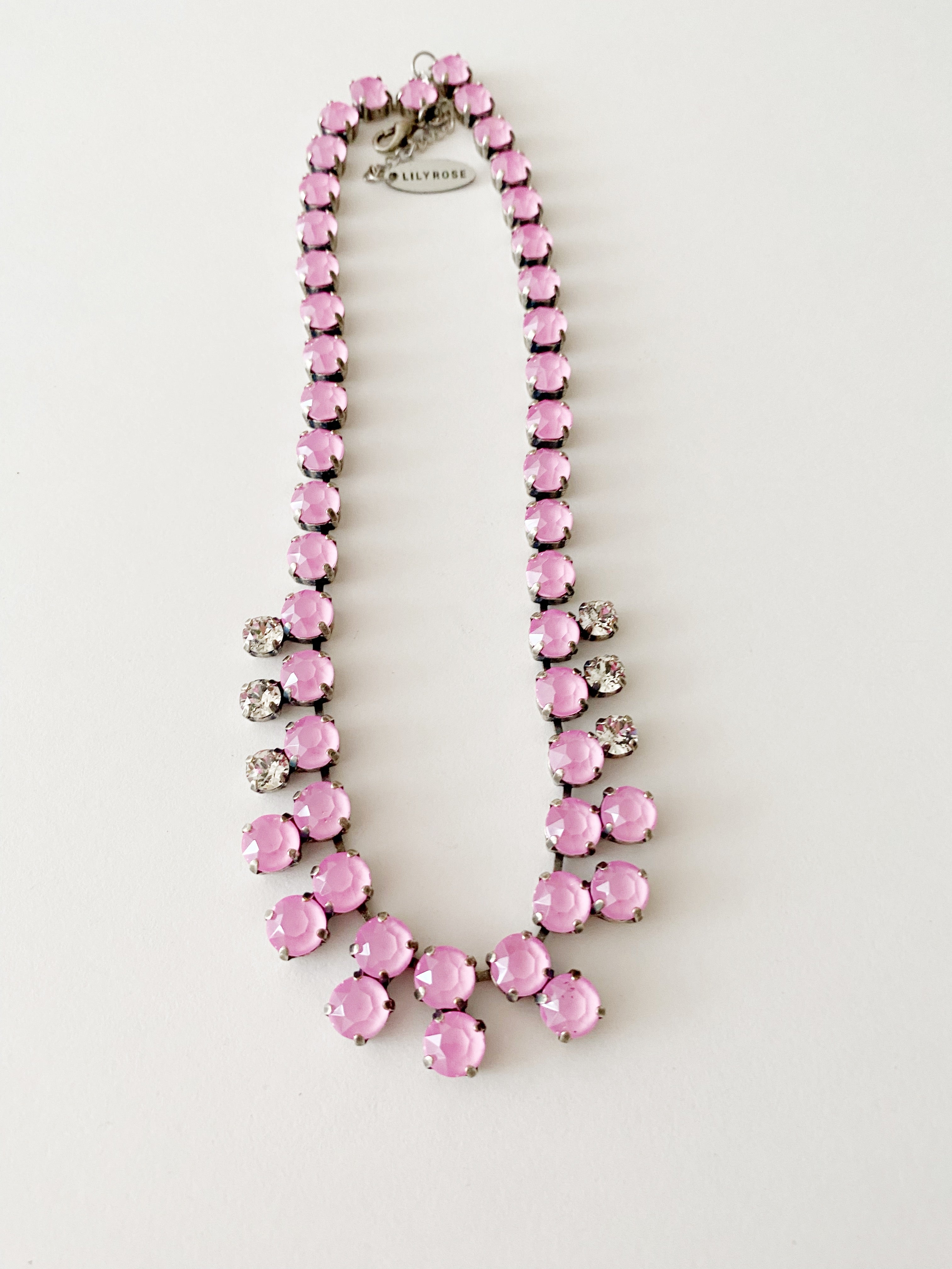 Collier Bal de Barbie  💖