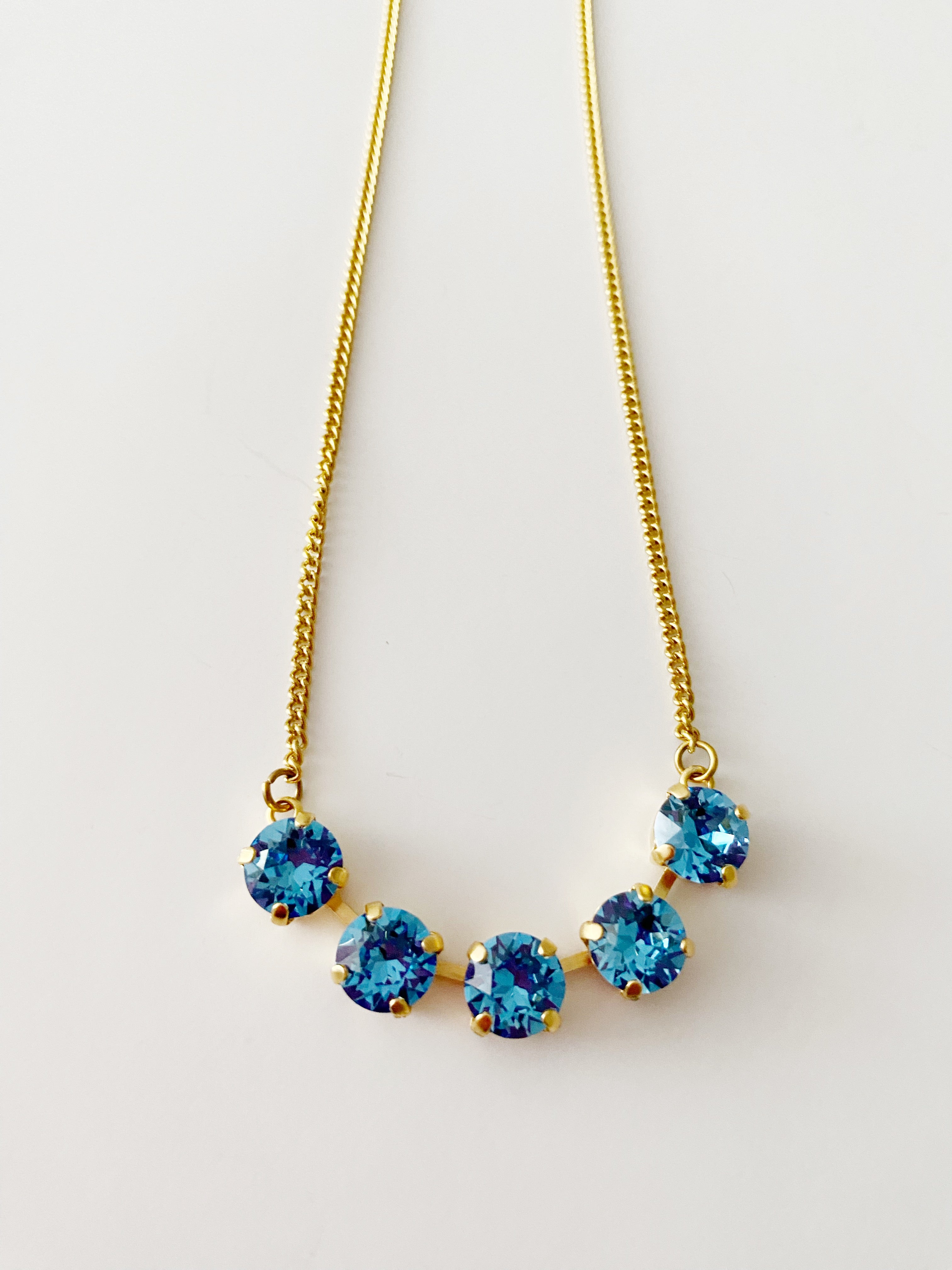 Collier Caprina