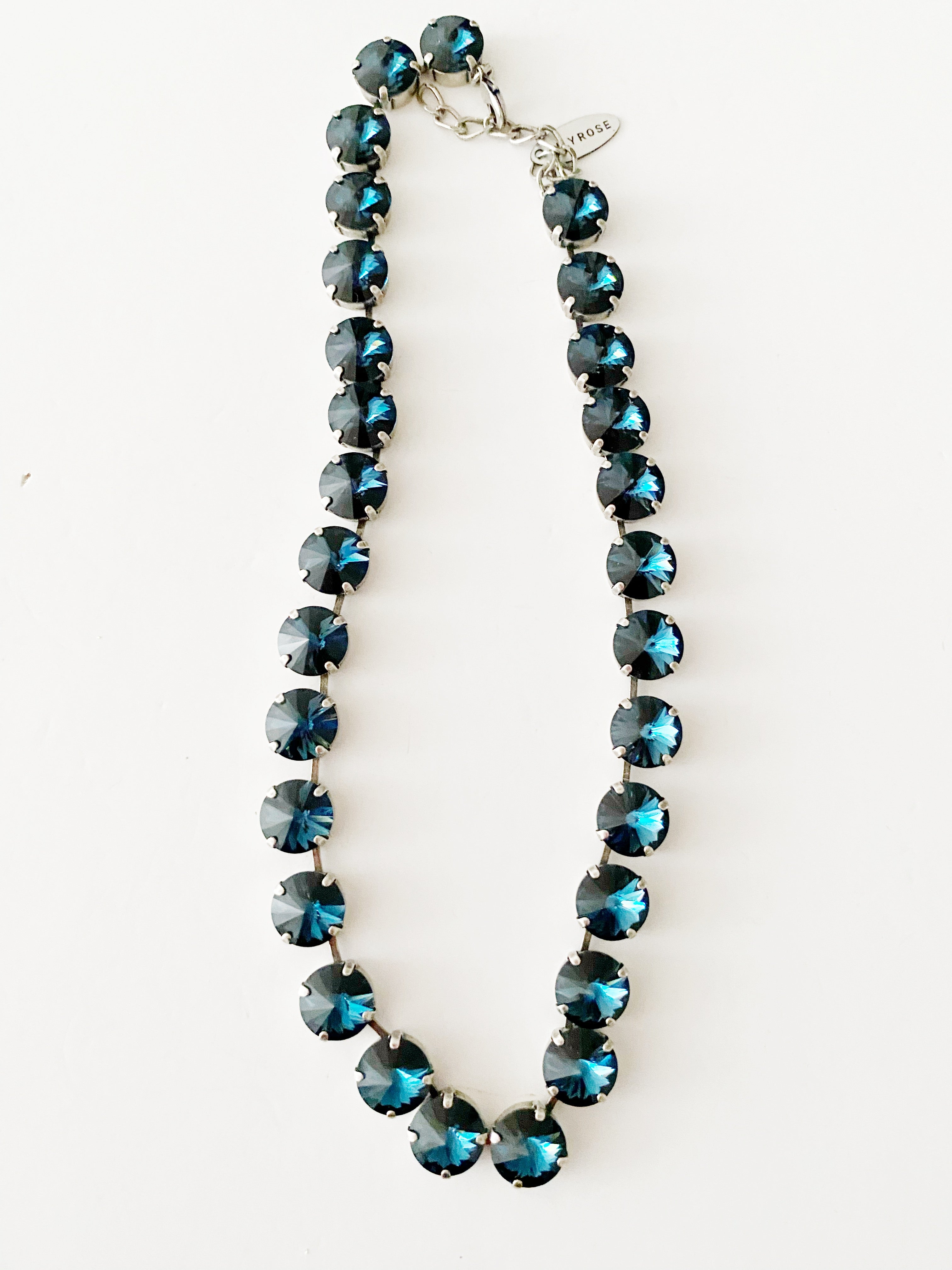 Collier Gypsie Montana blue\ PRIX SPÉCIAL 💘