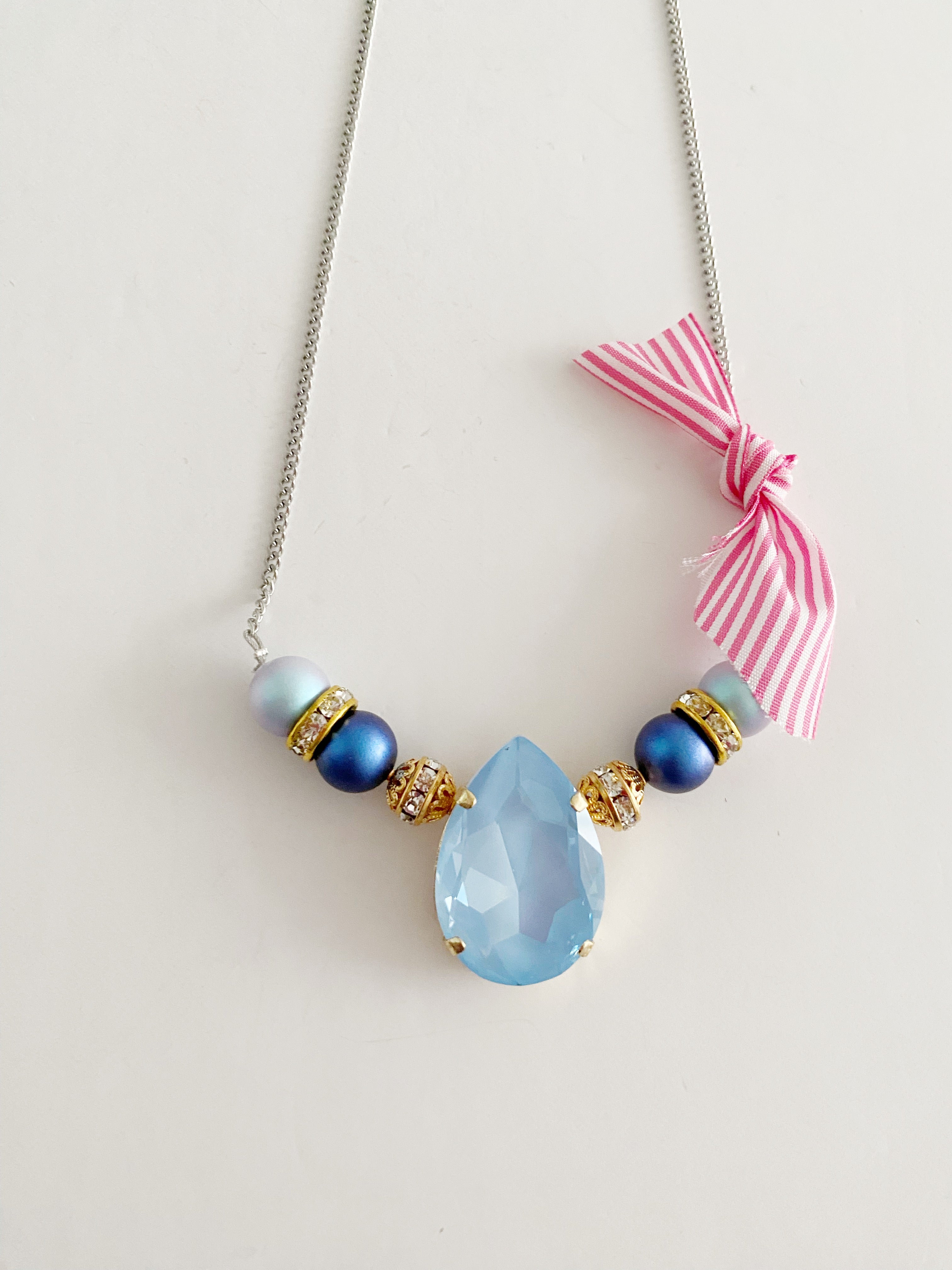 Collier Serena Blue beach