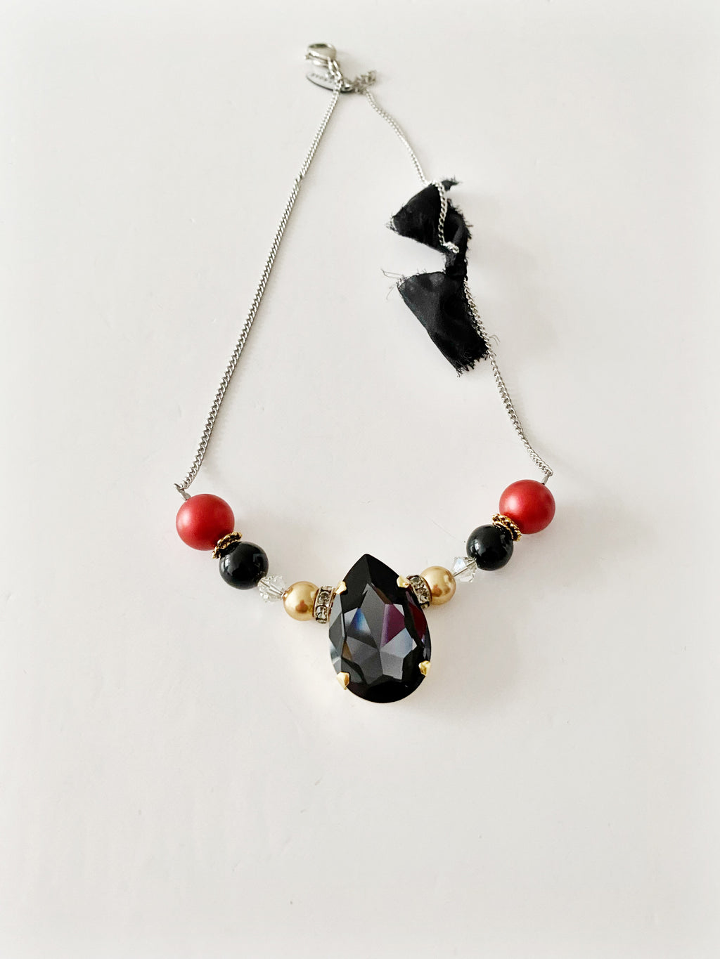 Collier Serena red