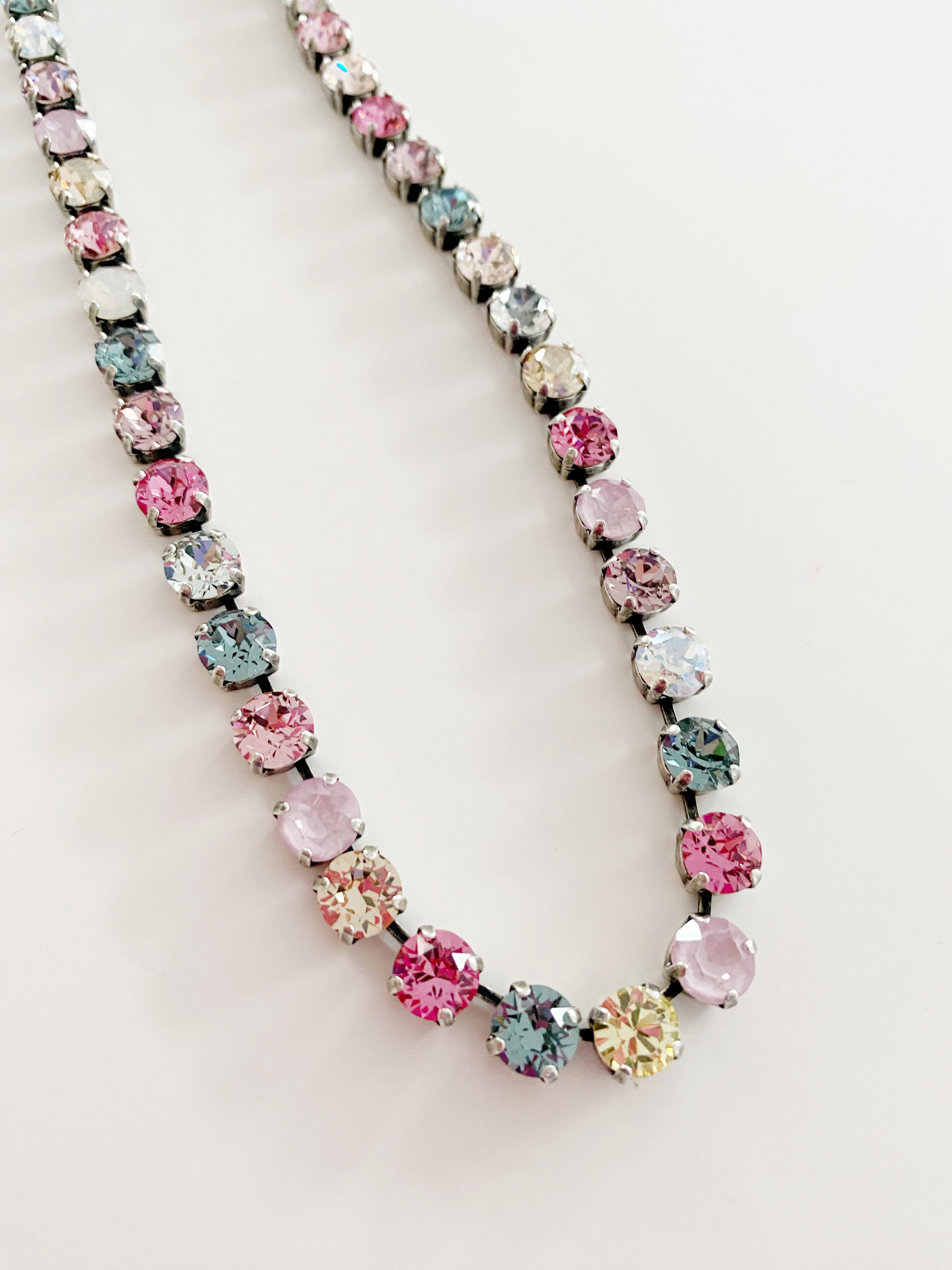 Collier Safira Love story à Paris