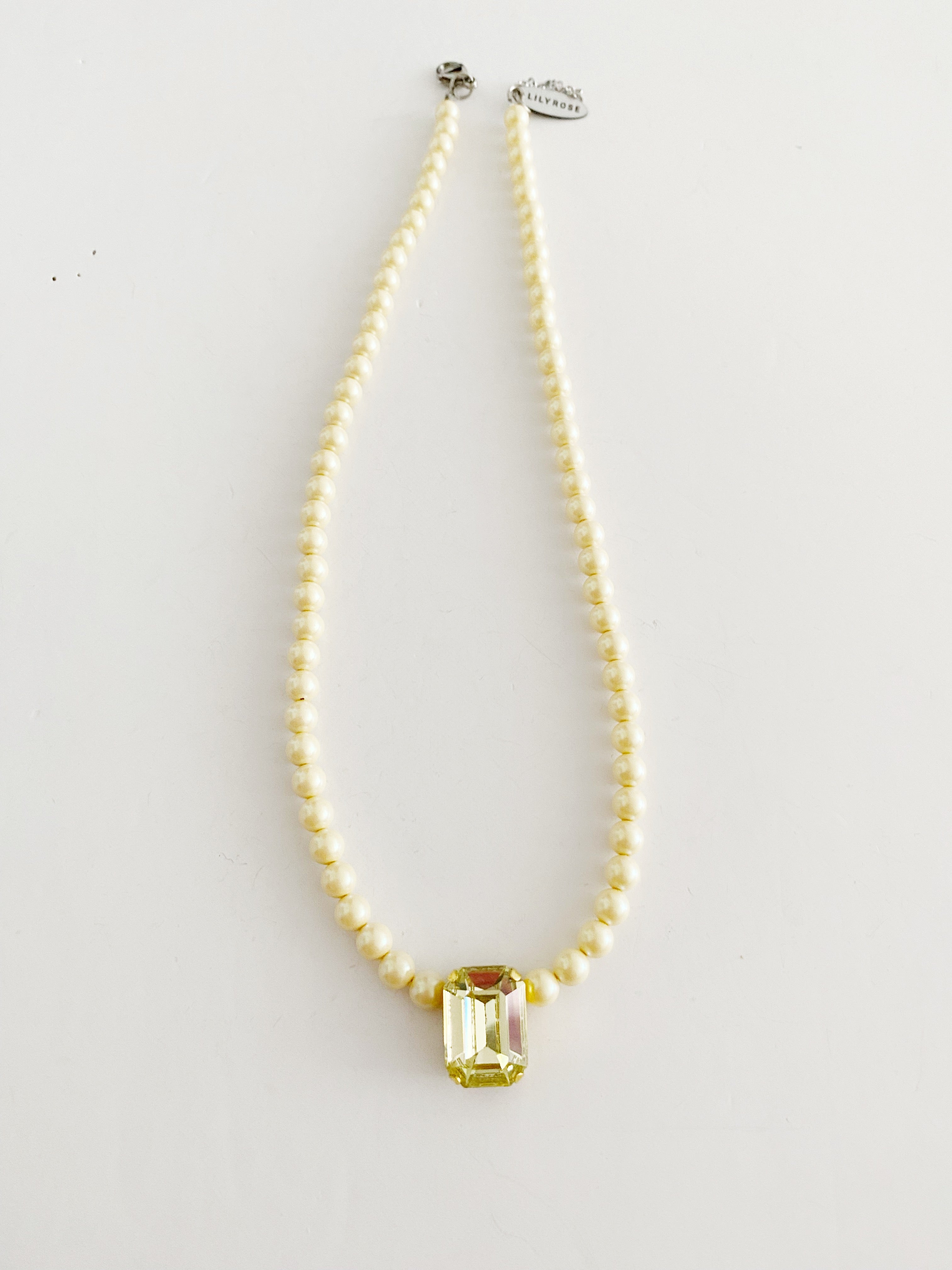 Collier Belle jaune crème