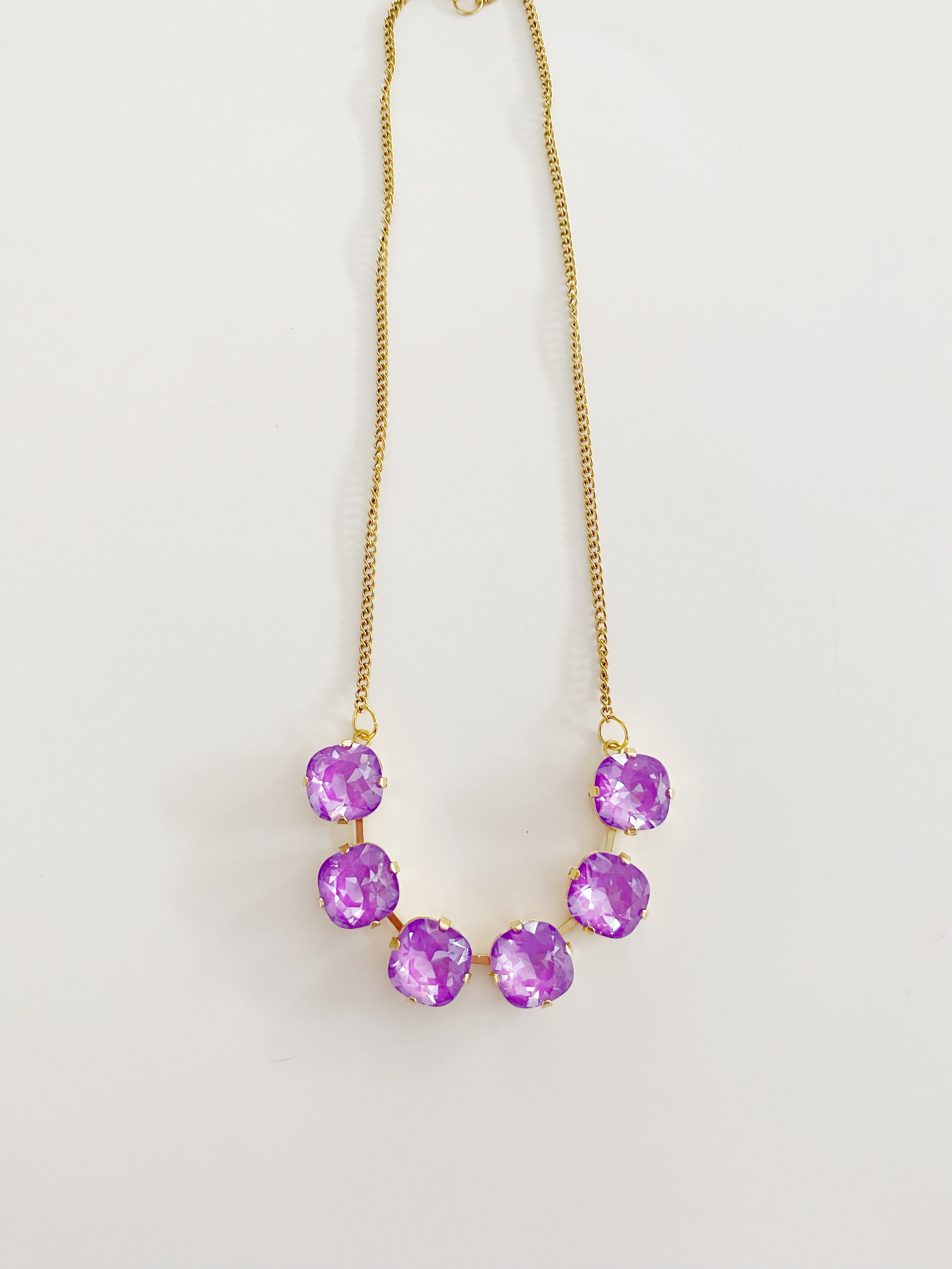 Collier Electric Violetta