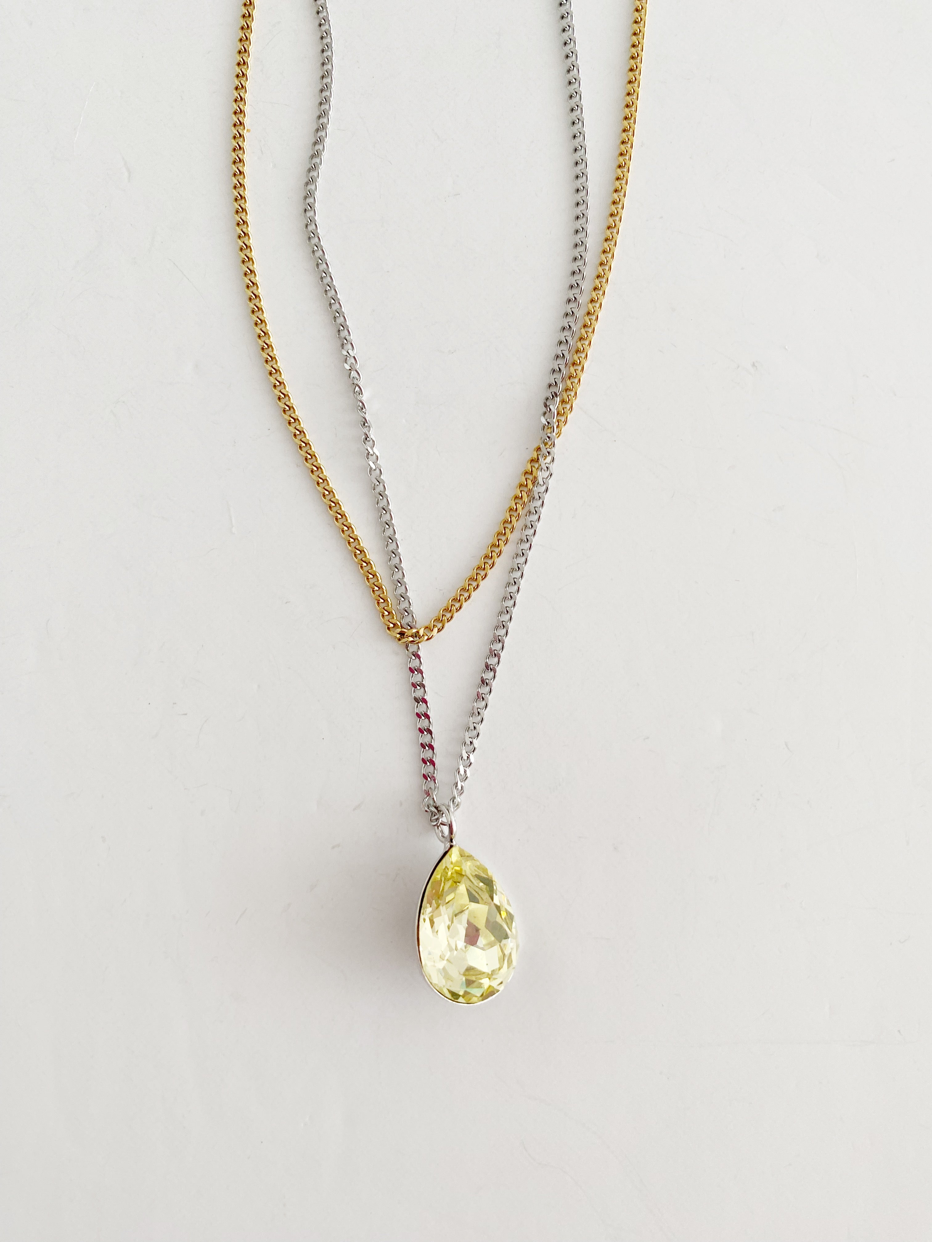 Collier pendentif Belle / Prix spécial ✨