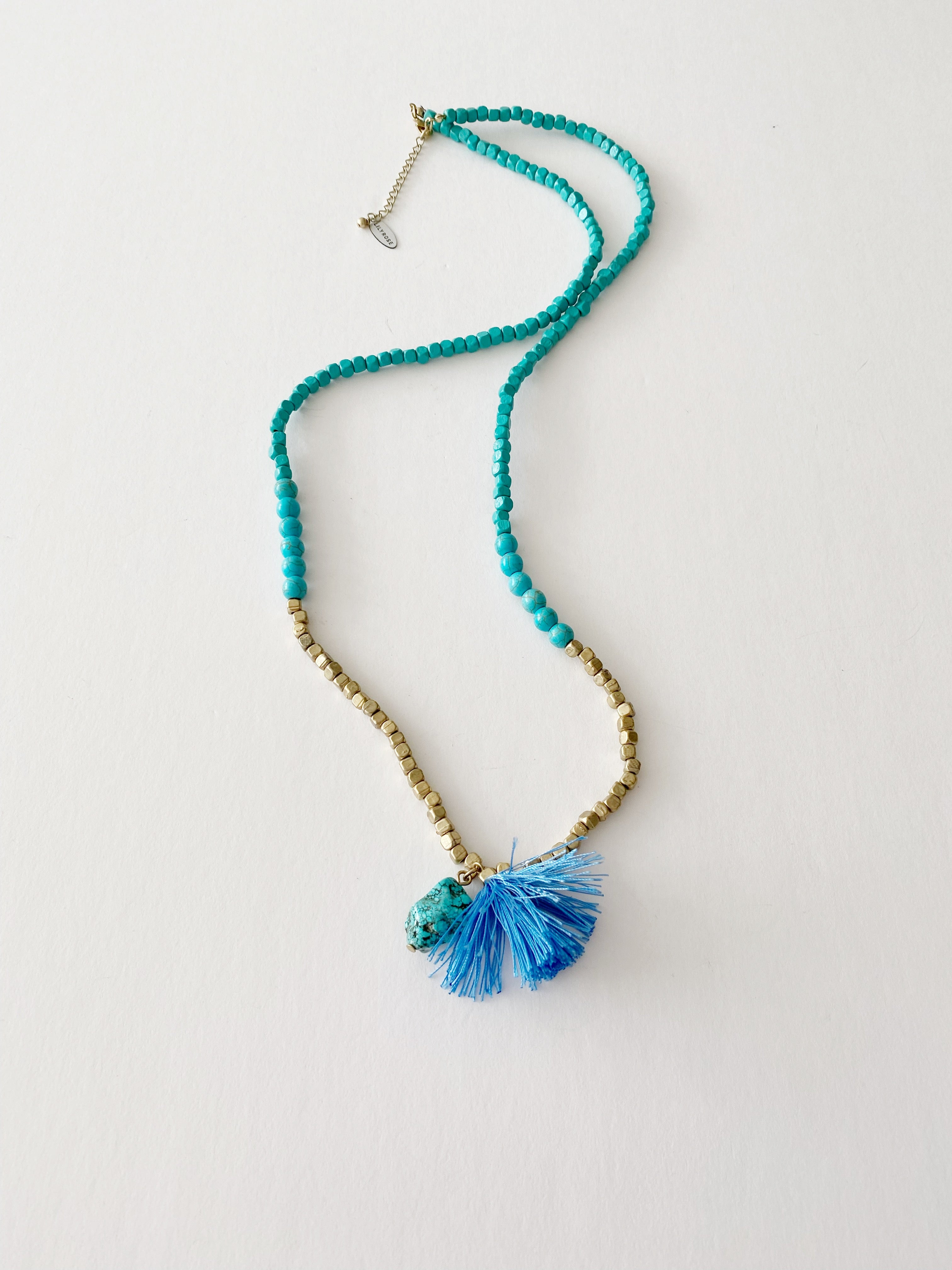 Long  Collier Anaya