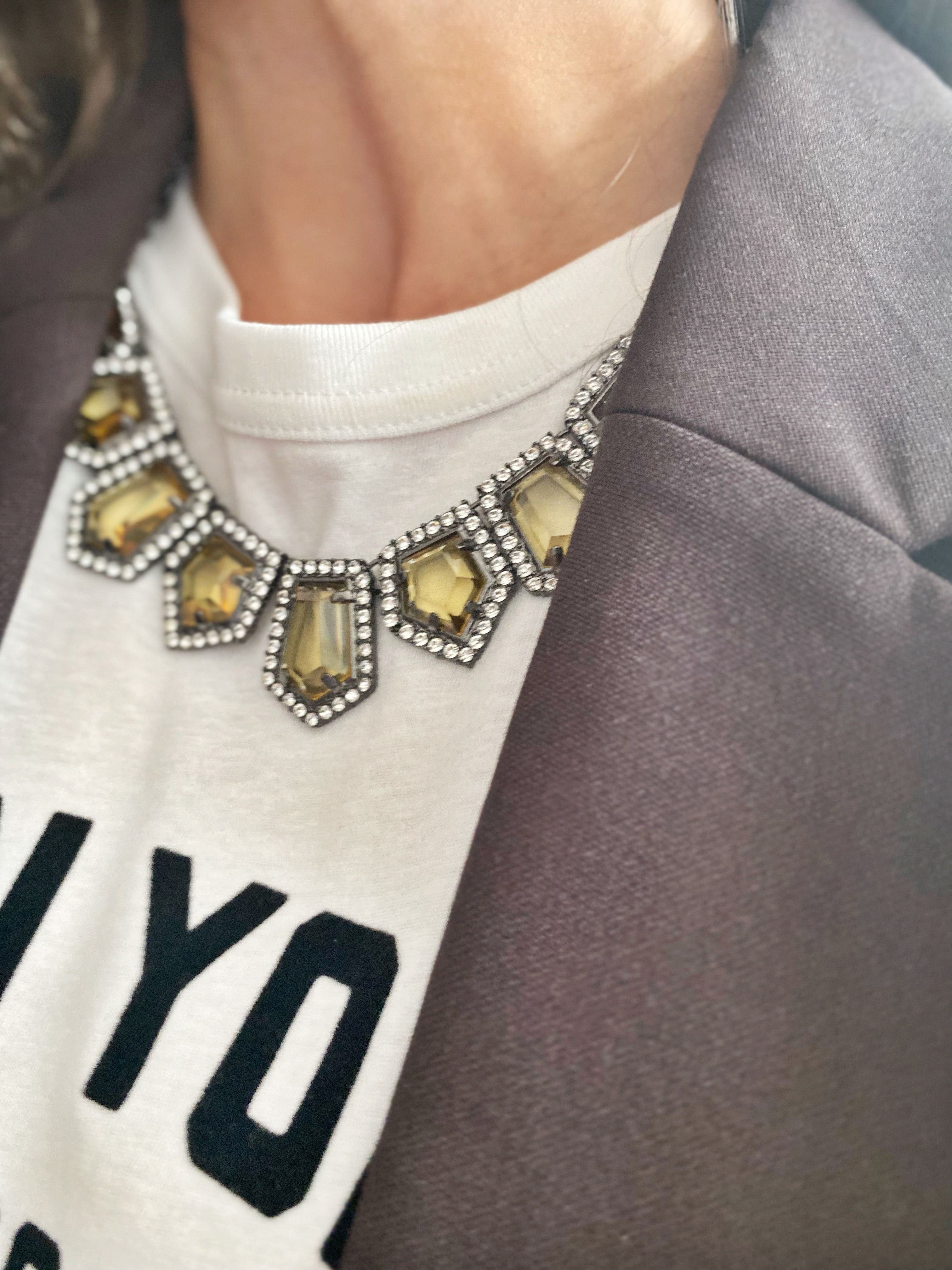 Collier  vintage \ A-15