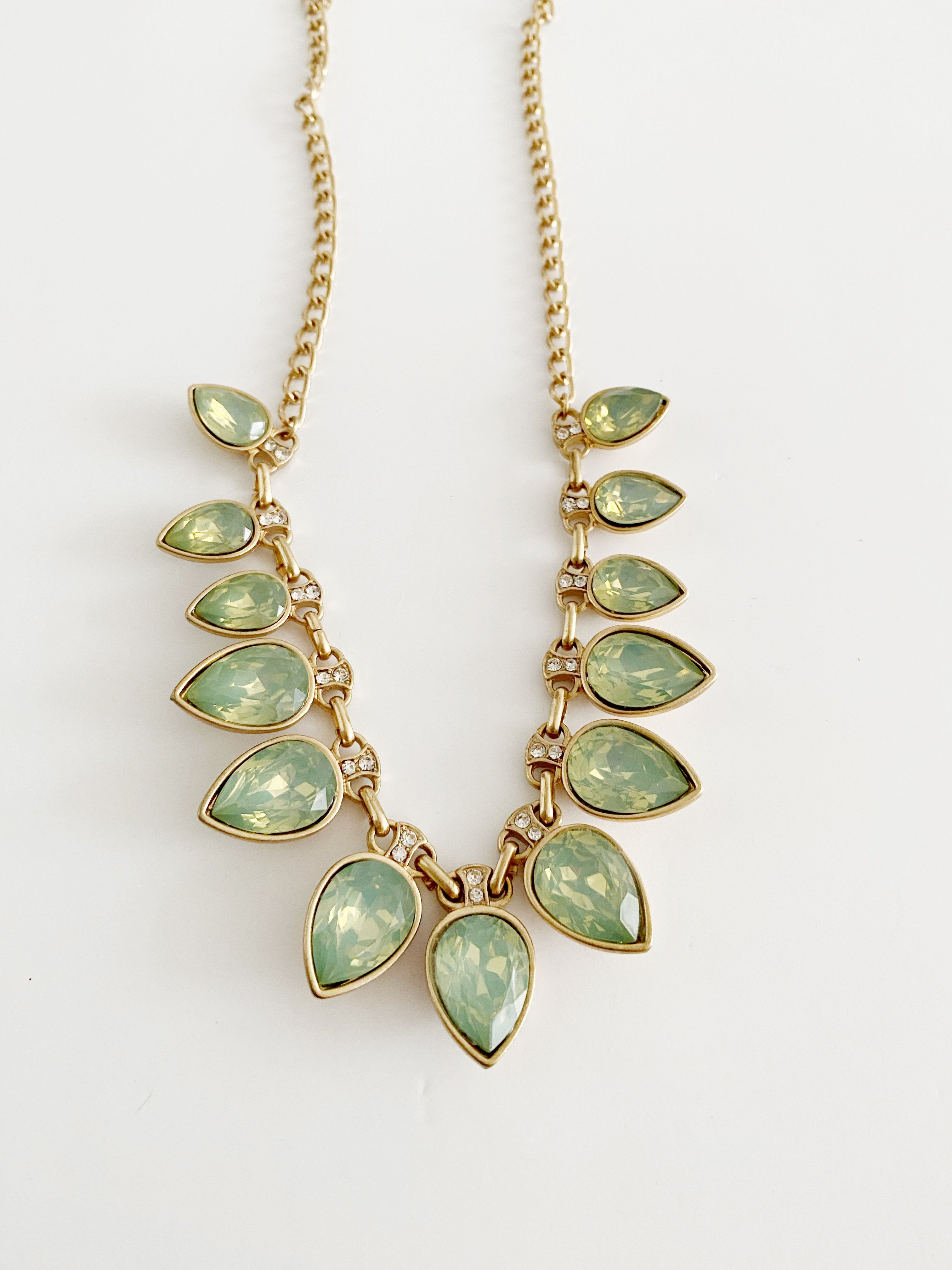 Collier  vintage \ A-82