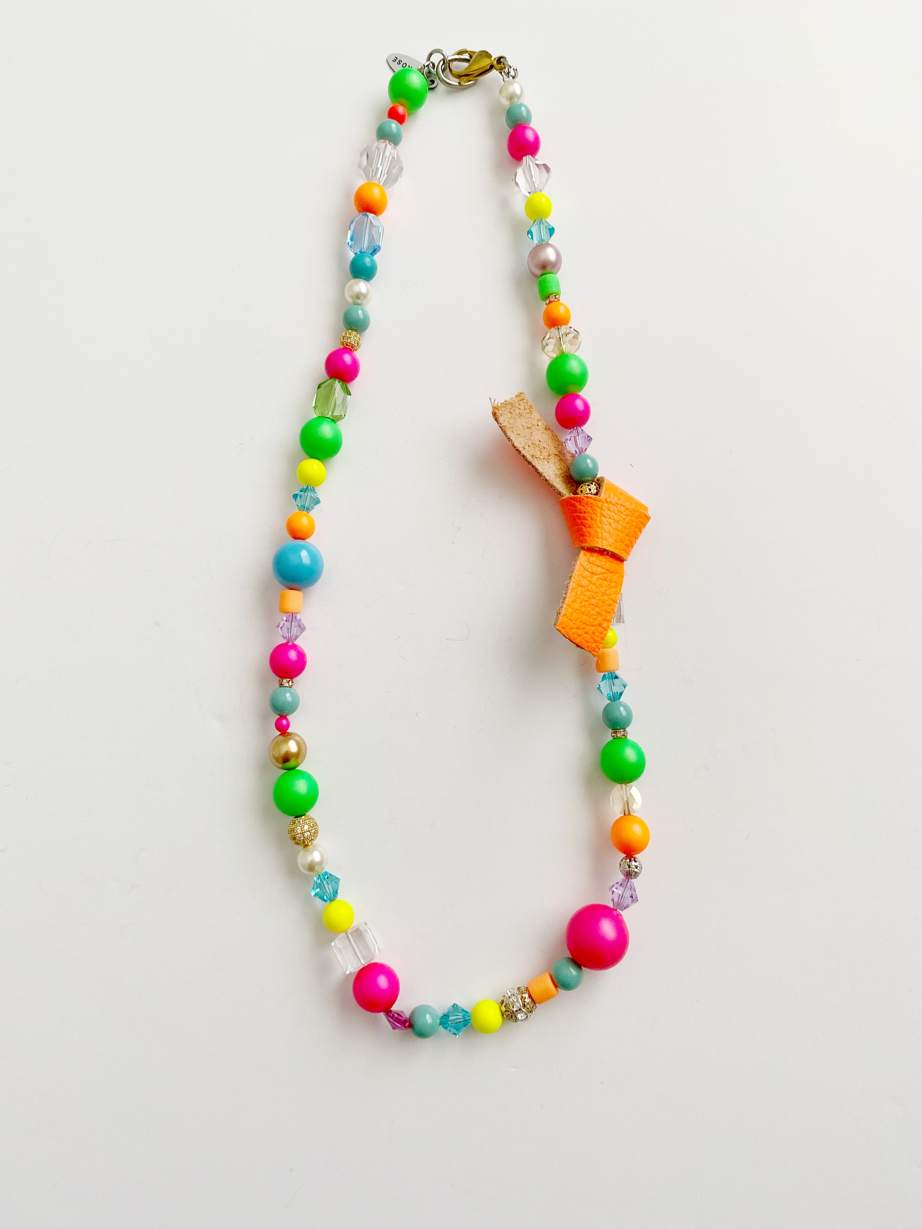 Collier semi long Tutti frutti LR 💘