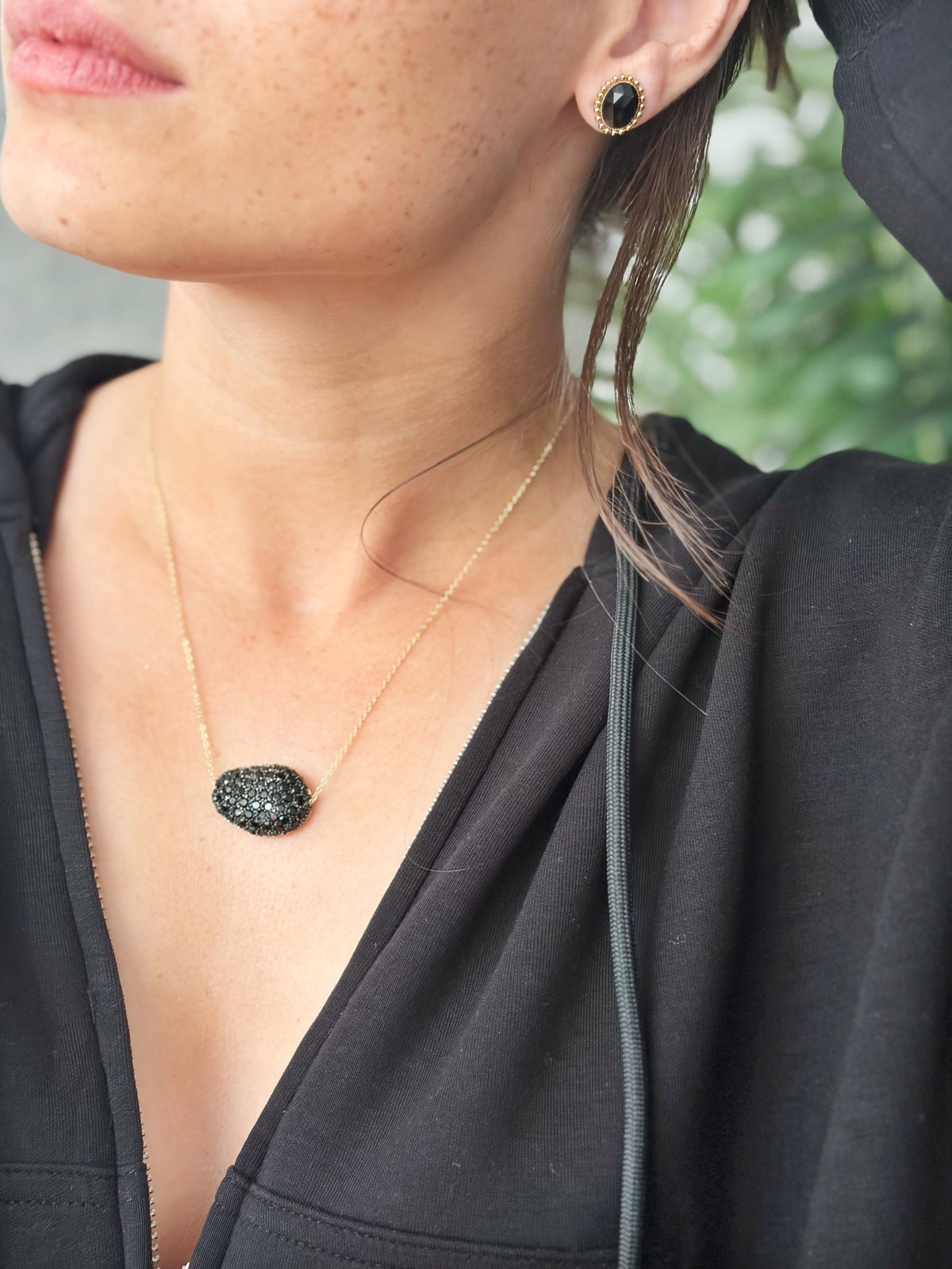 Collier Hazel / Black