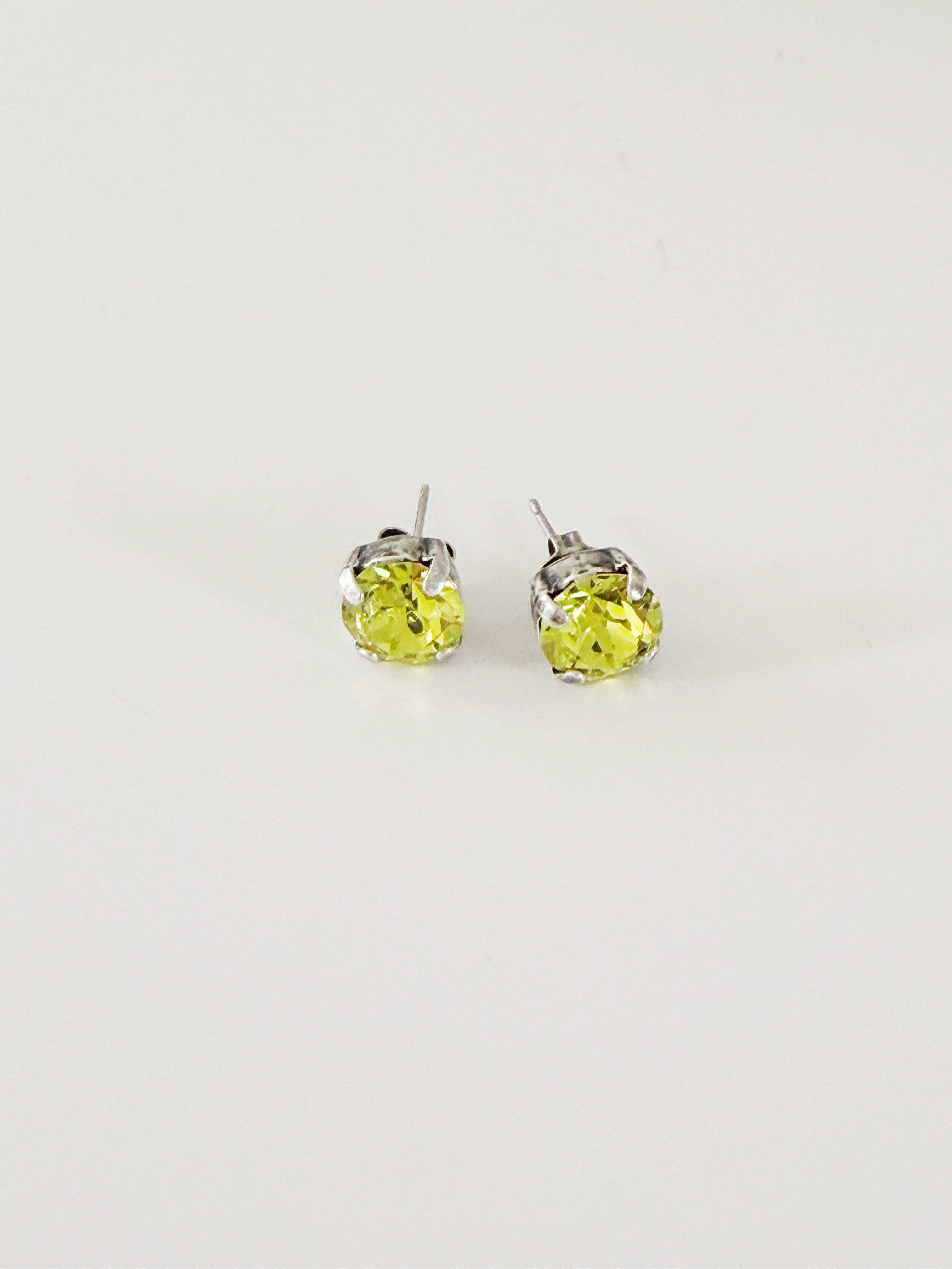Boucles d'oreilles stud citrus green