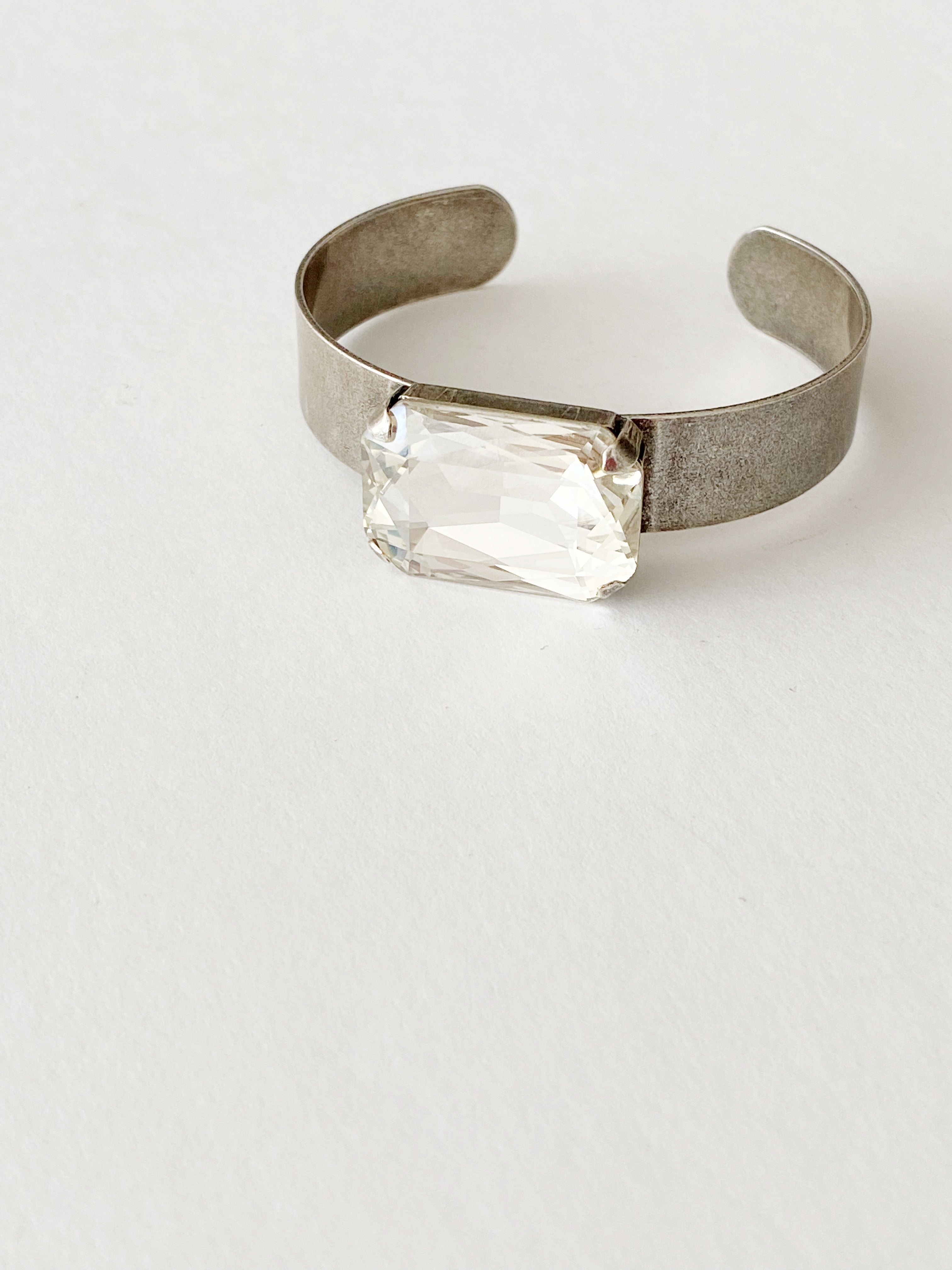 Bracelet style Cuff Yuna