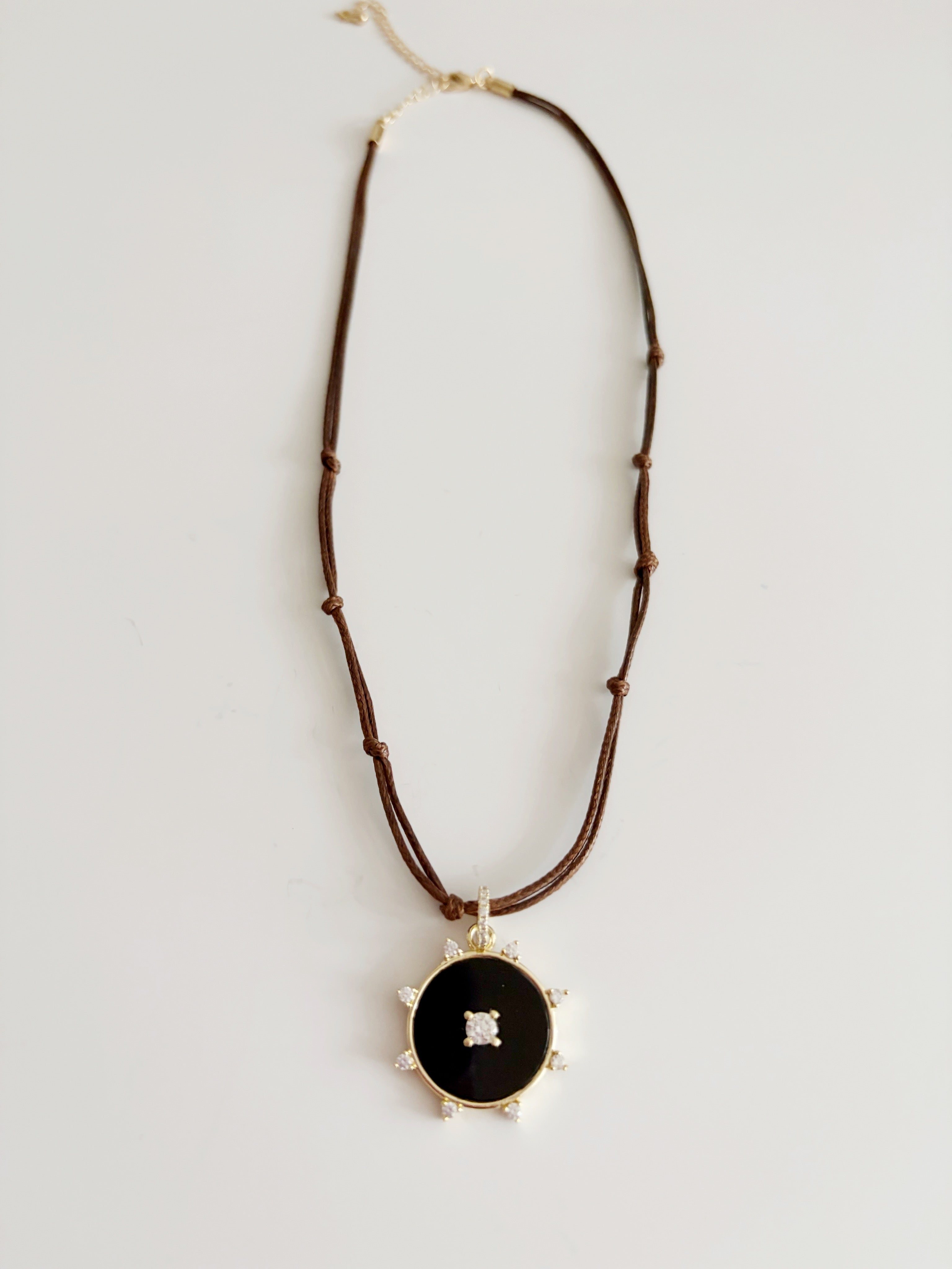 Collier Brixie black