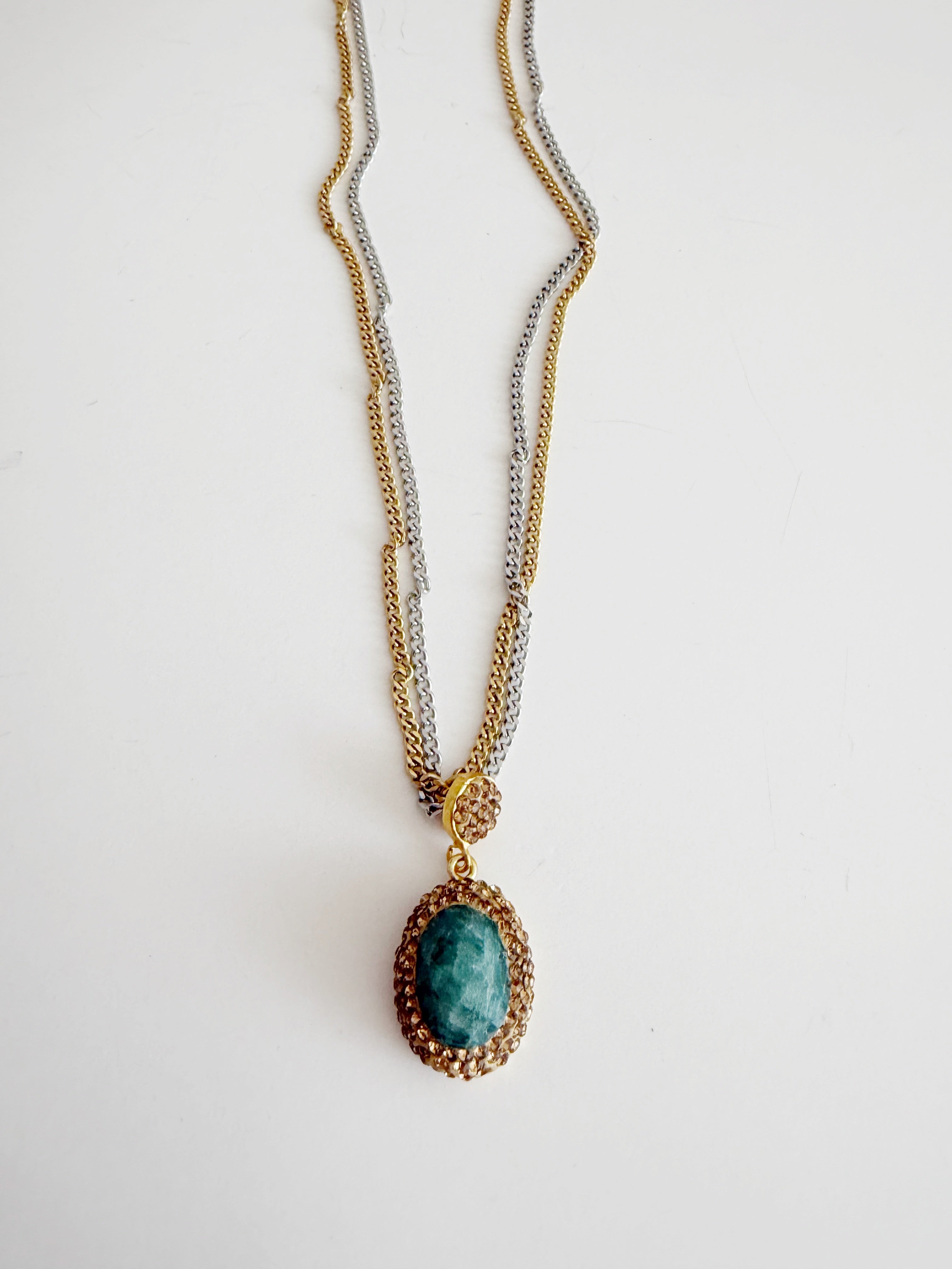 Collier Clifton green