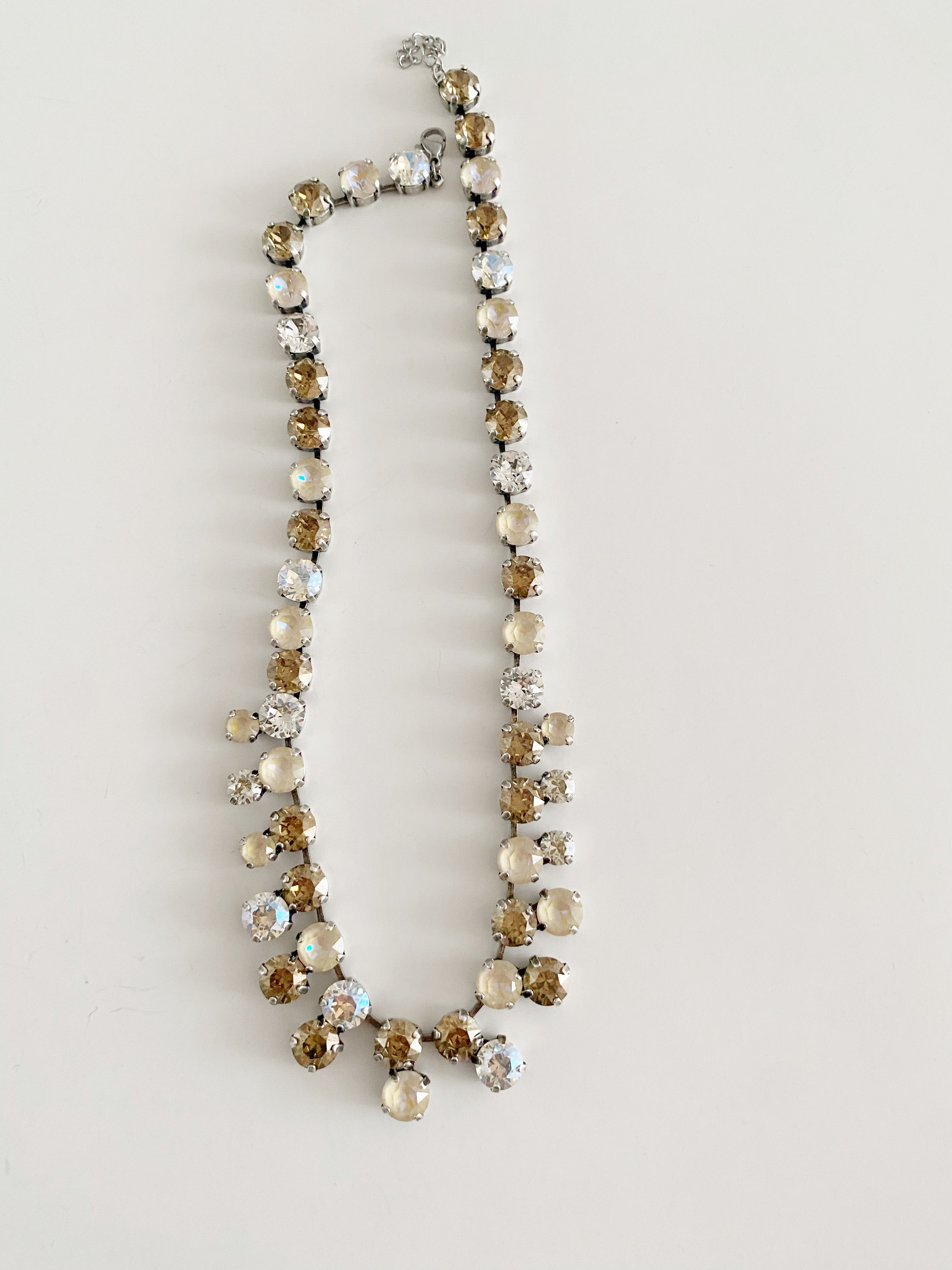 Collier Bal Bessett