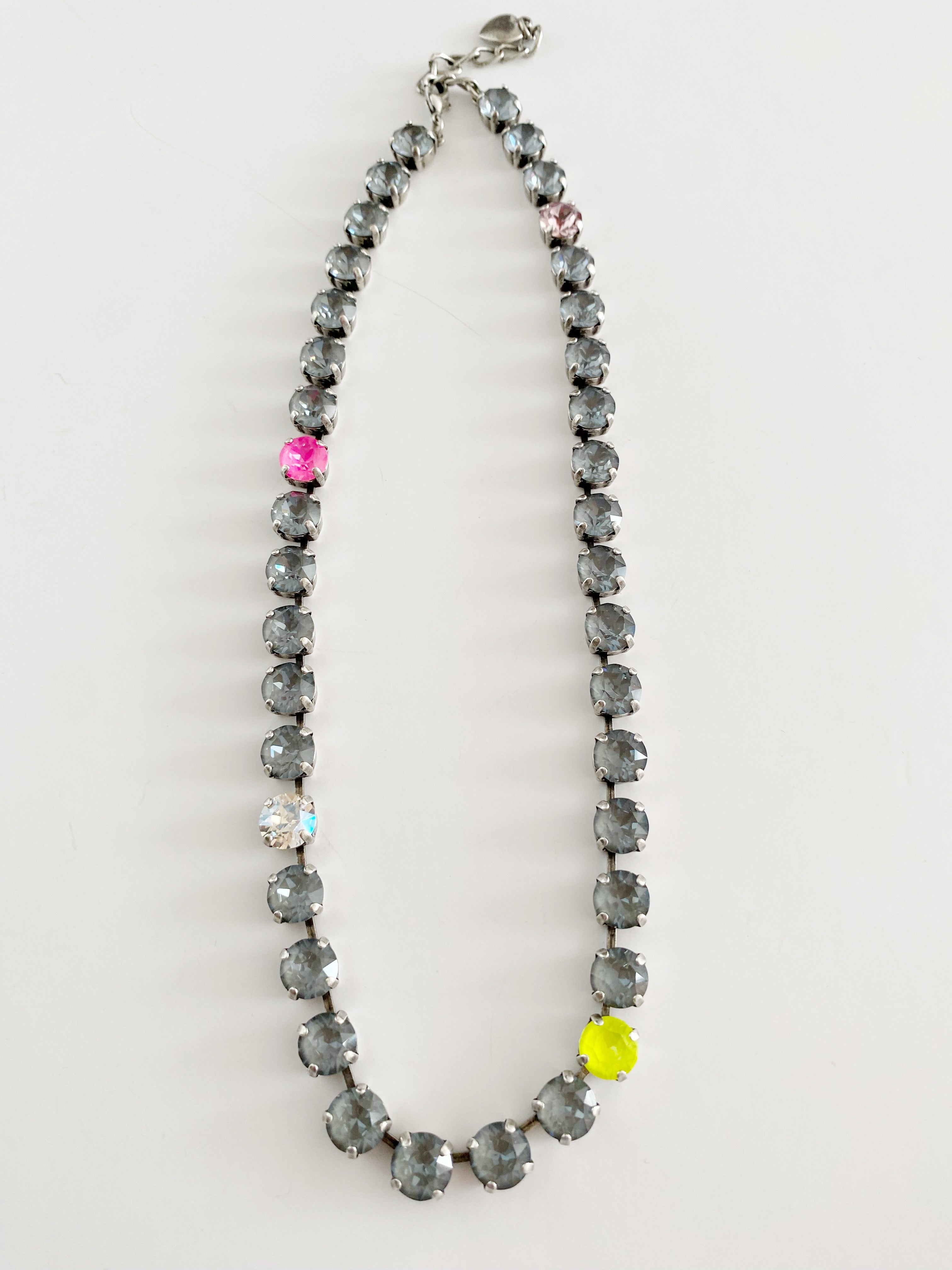 Collier Safira Touche de néon