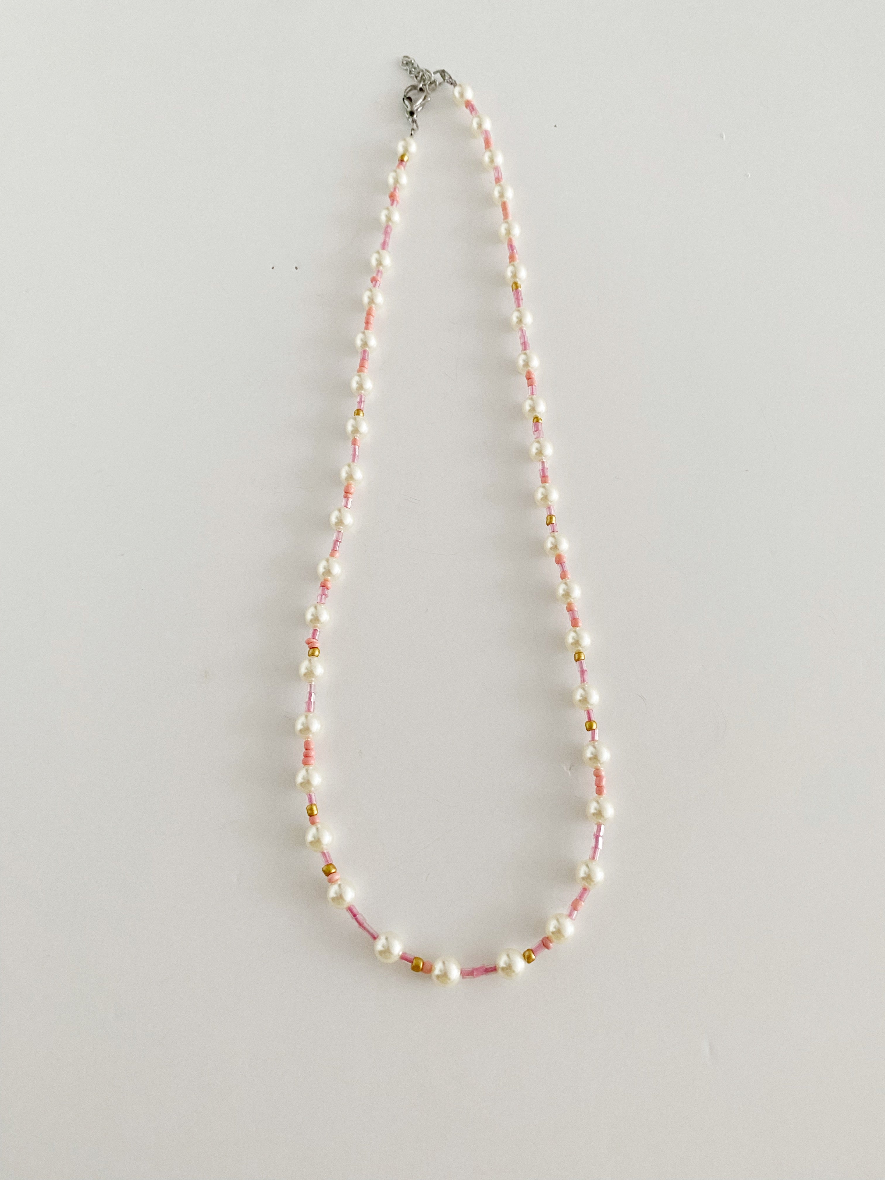 Collier Lakelyne