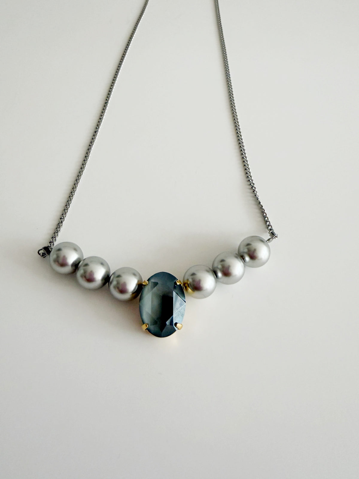 Collier Ciara grey