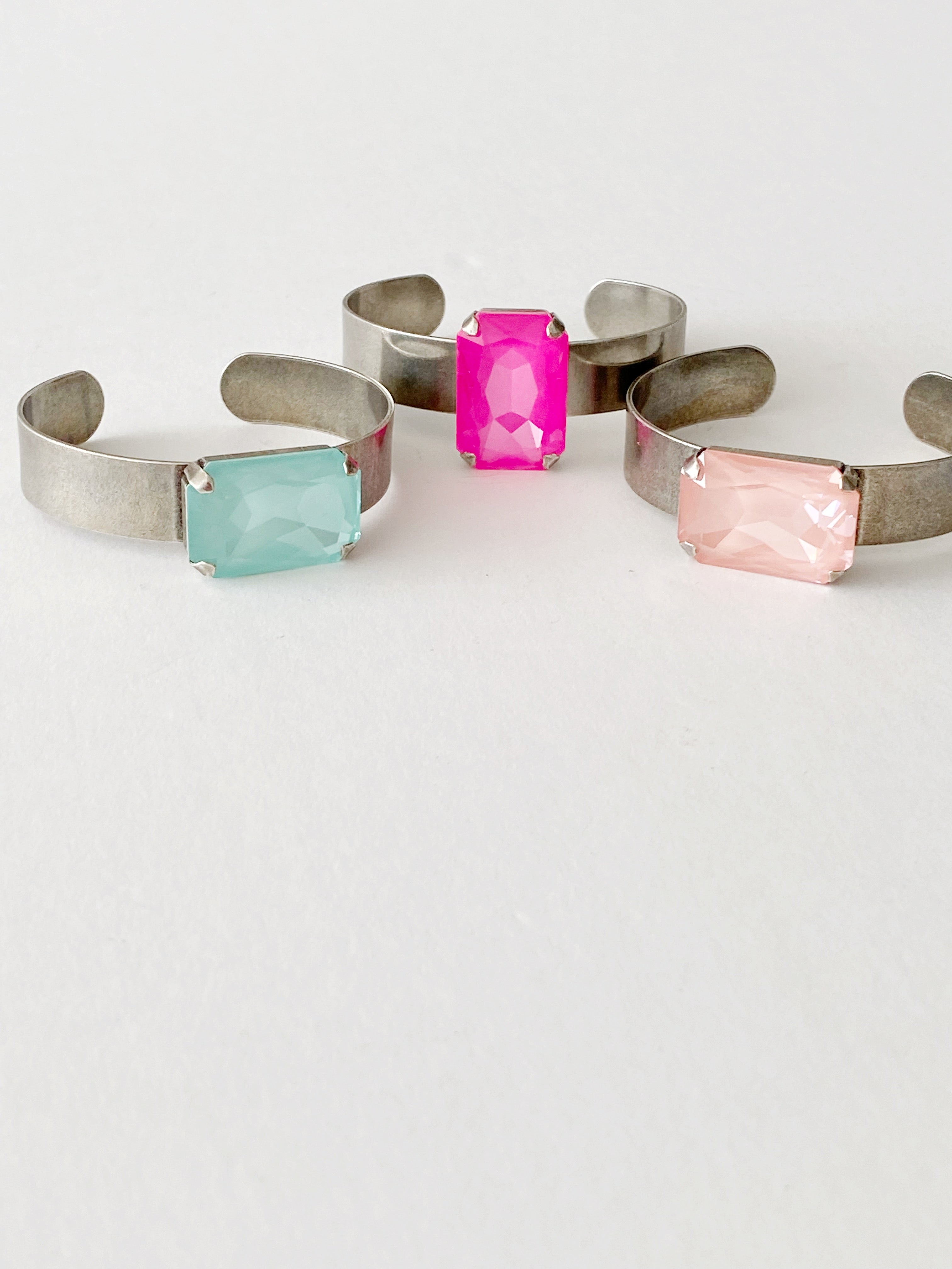 Bracelet style Cuff Lara soft mint