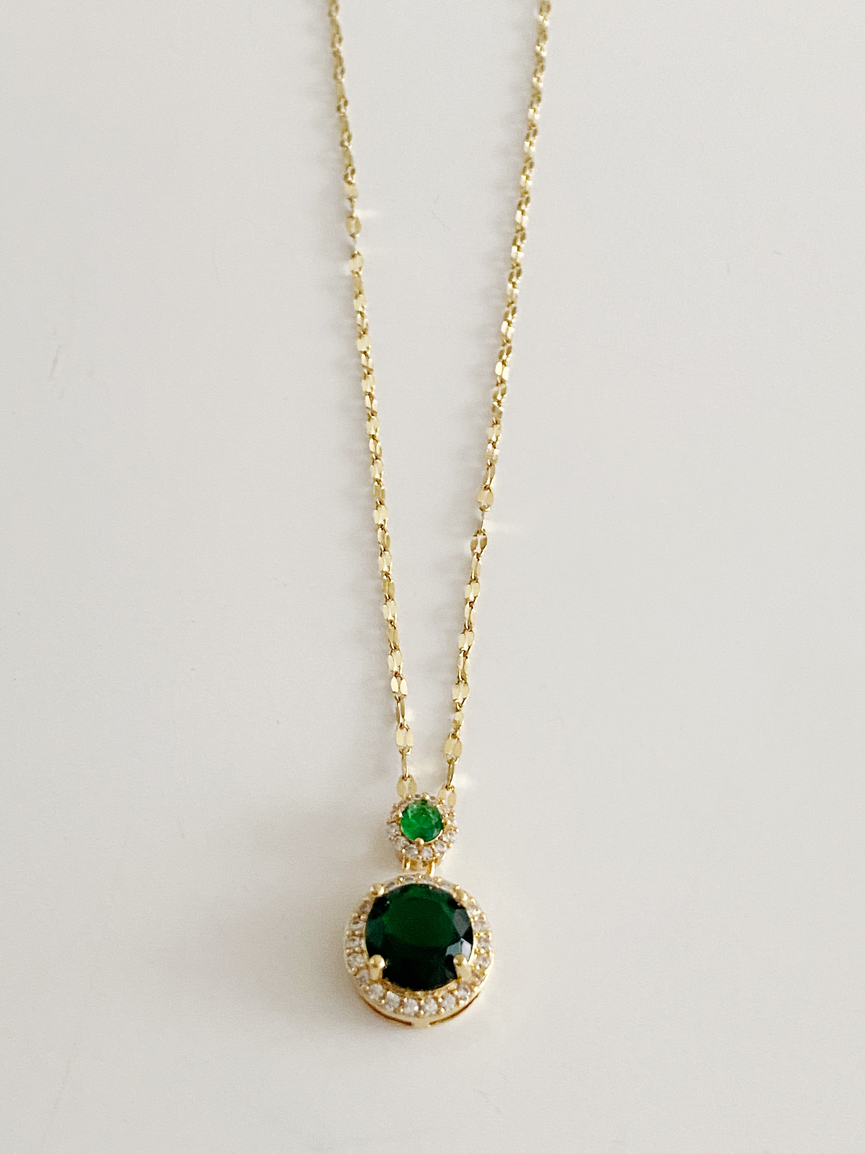 Collier Queens vert \ prix spécial ✨