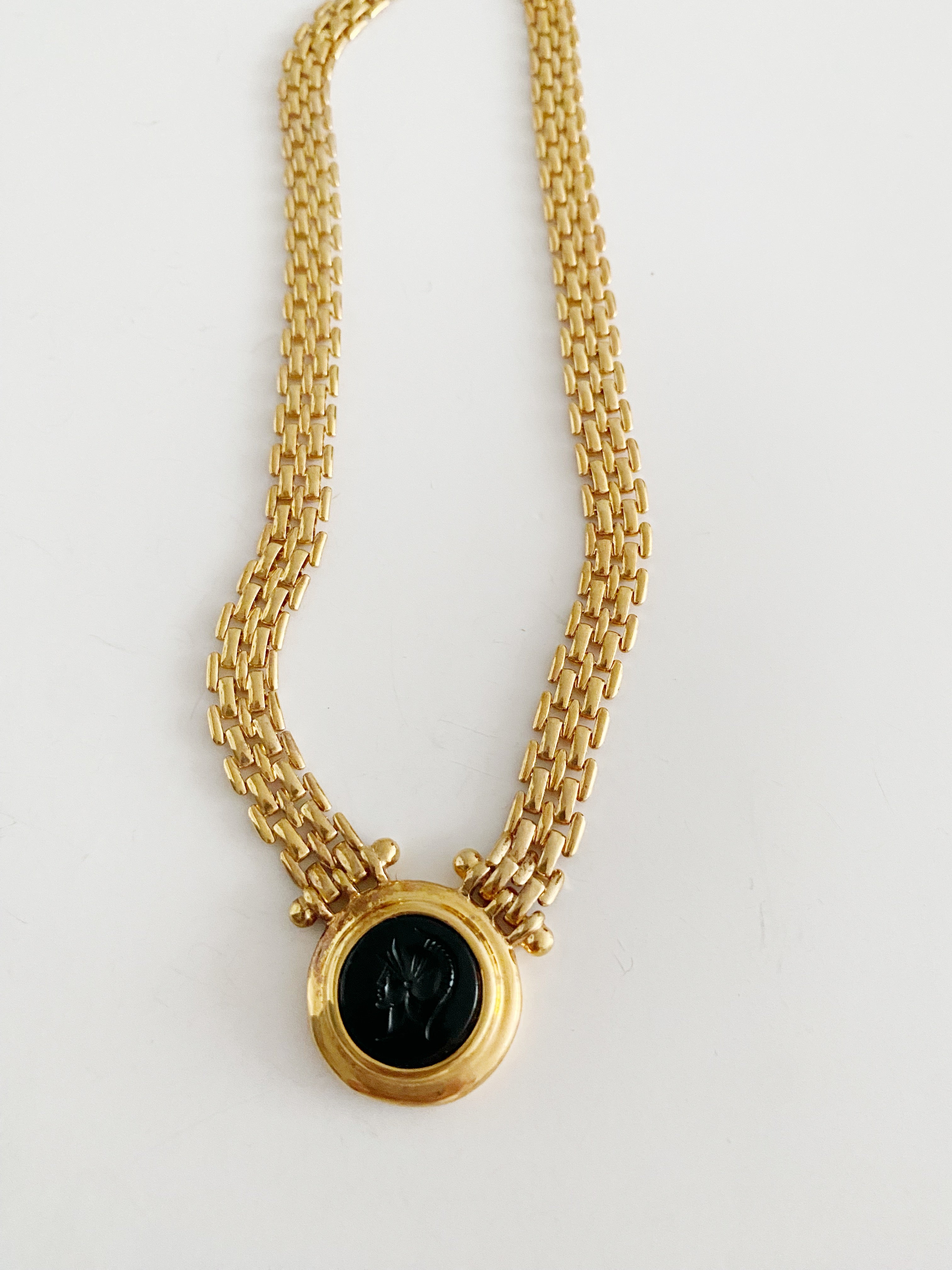 Collier N,70